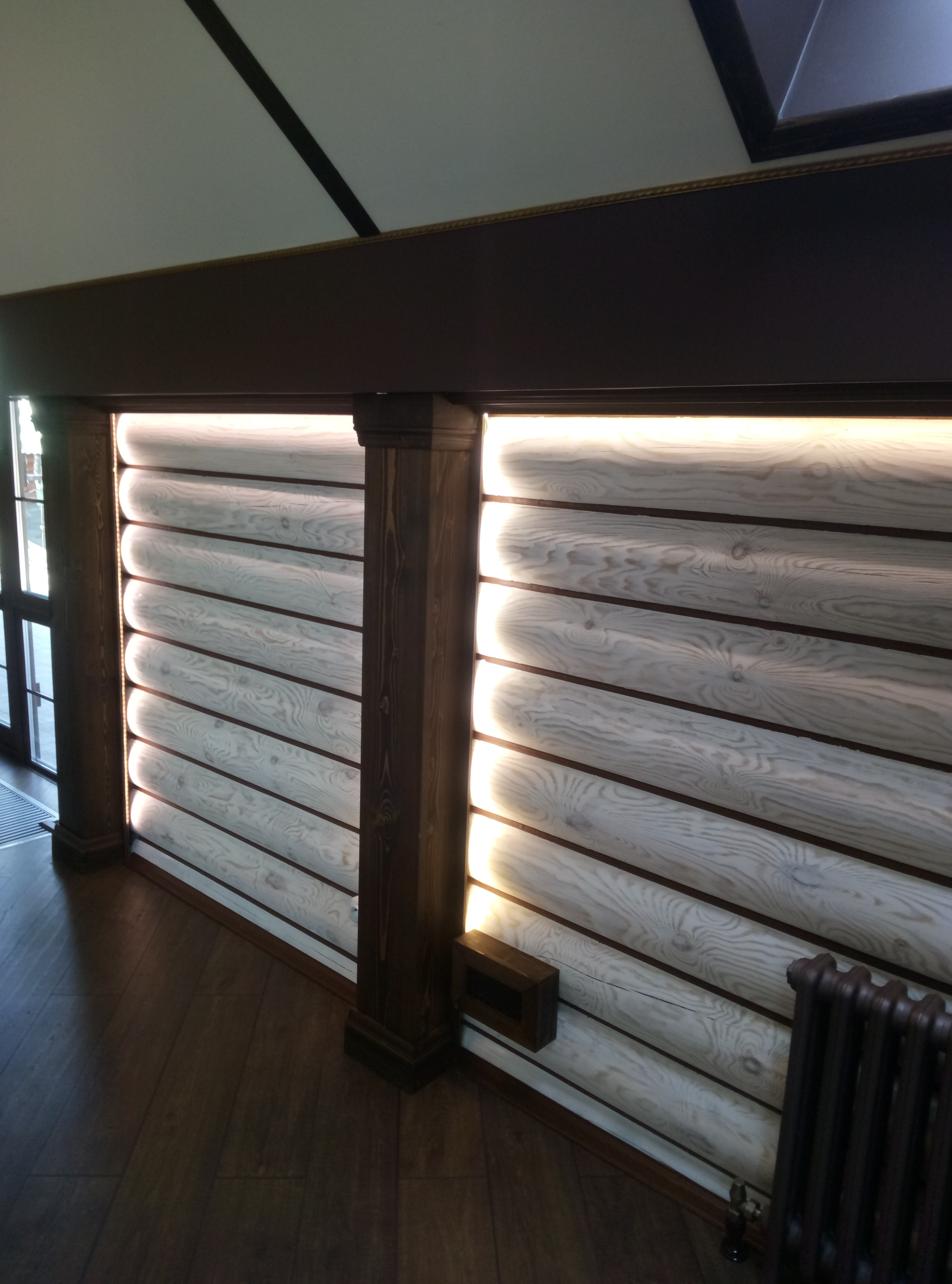 Ресторан, банкетный зал за городом.