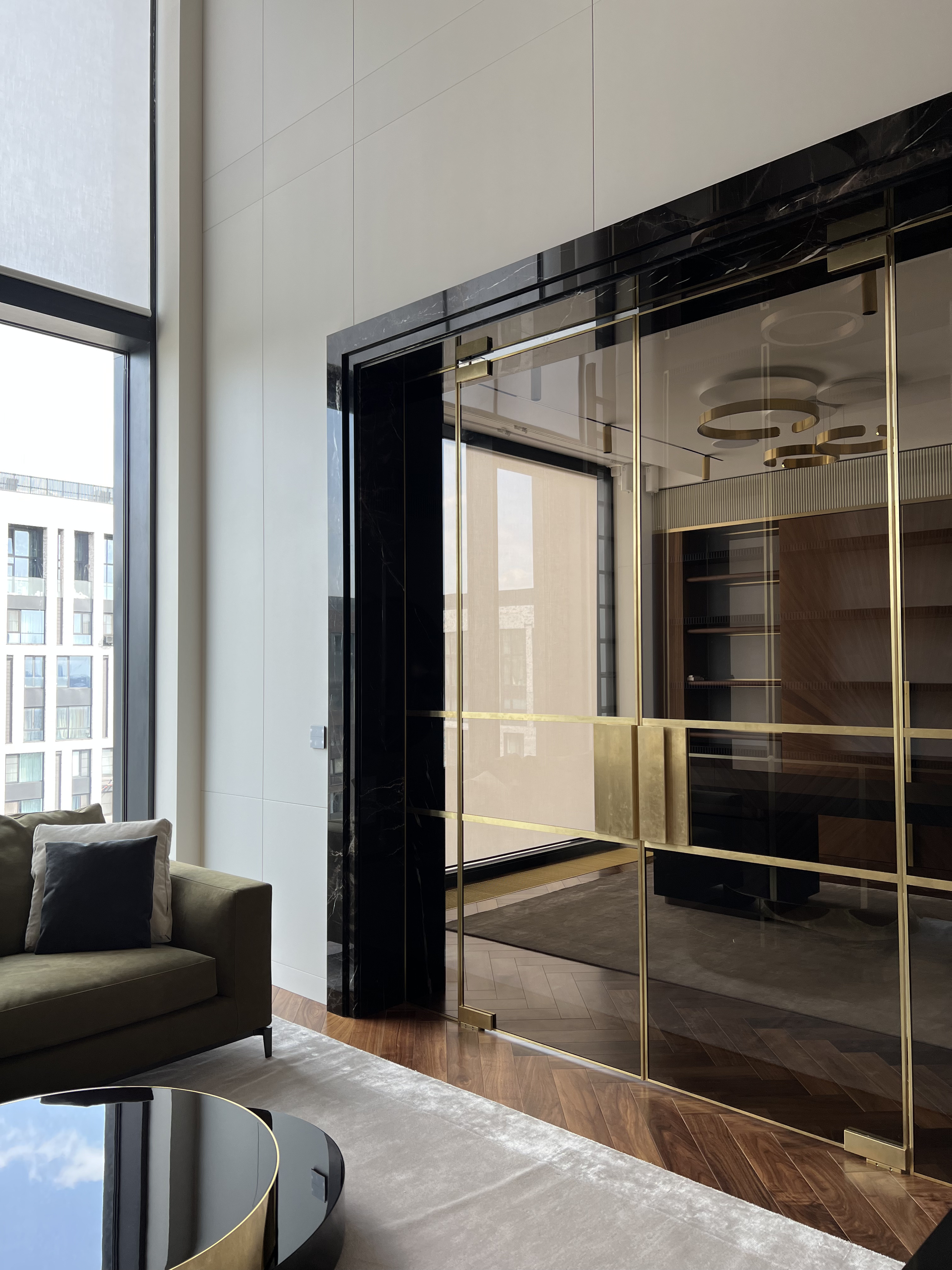 Большая квартира на Академической