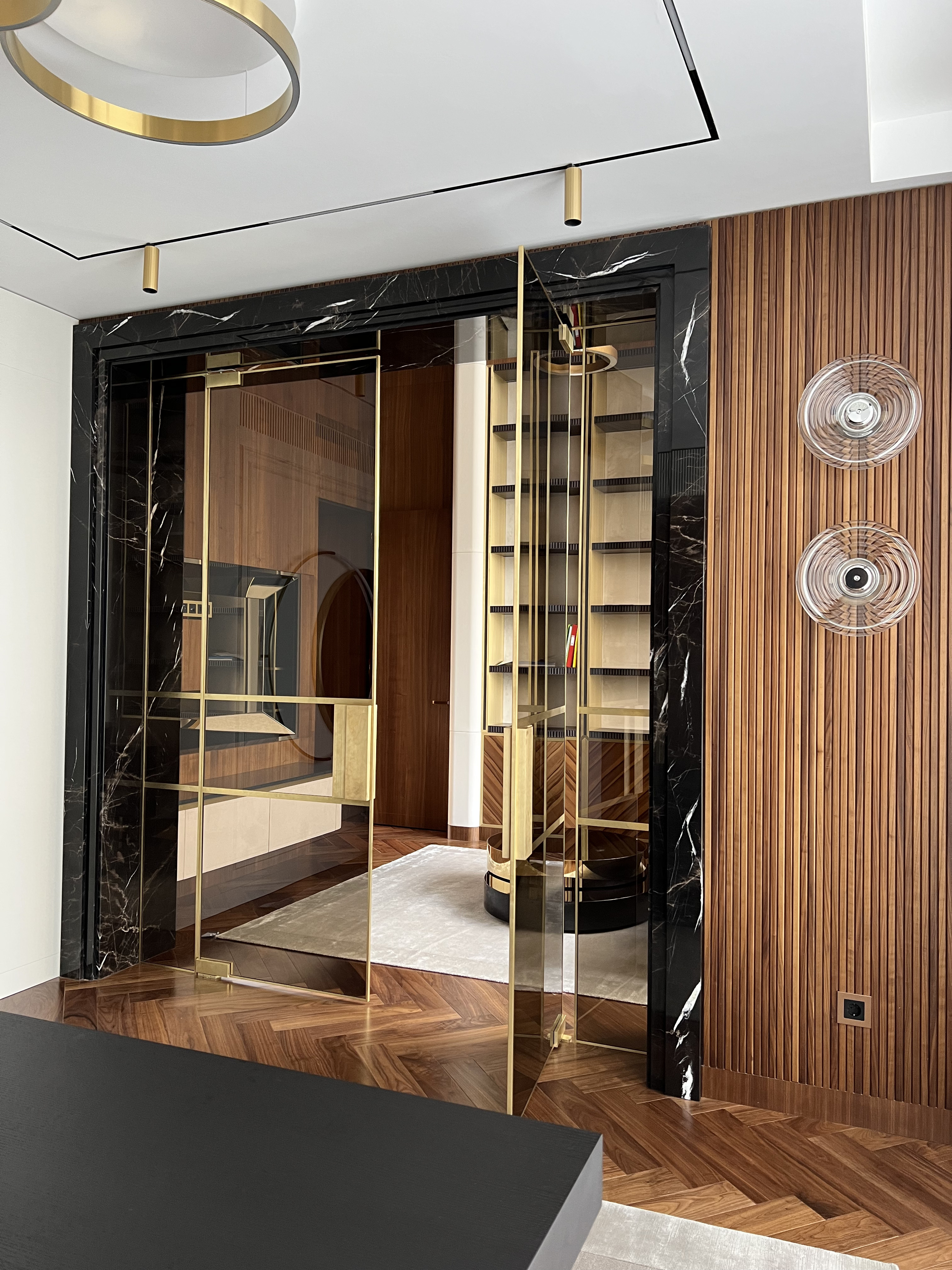 Большая квартира на Академической