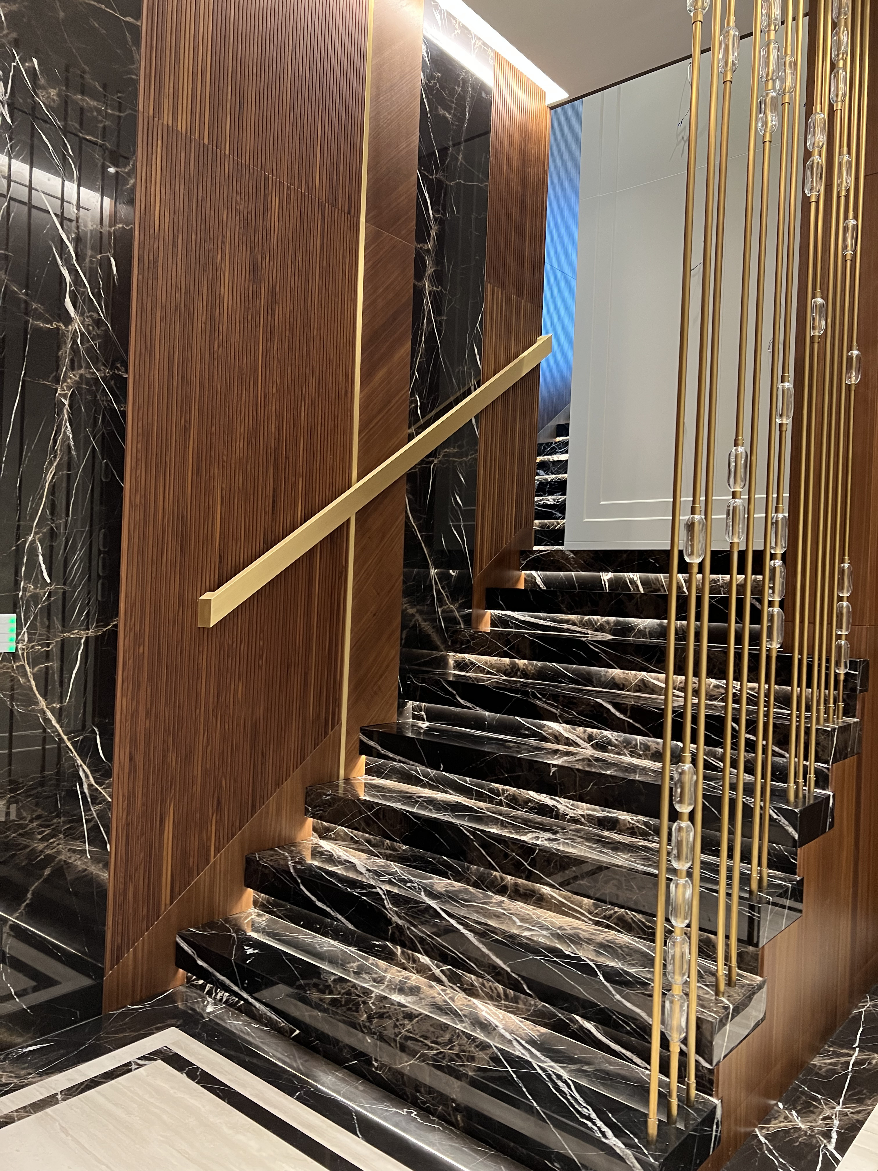 Большая квартира на Академической