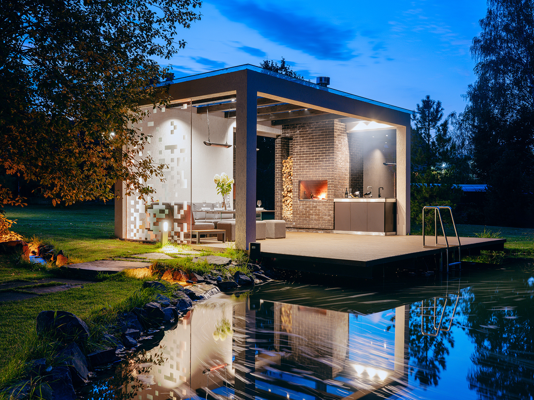 Современная беседка