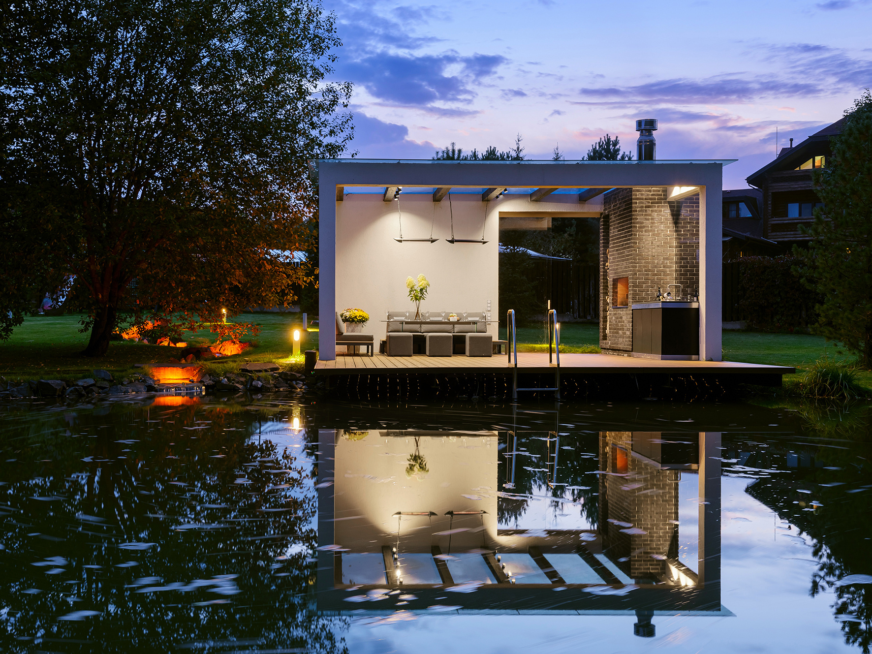 Современная беседка