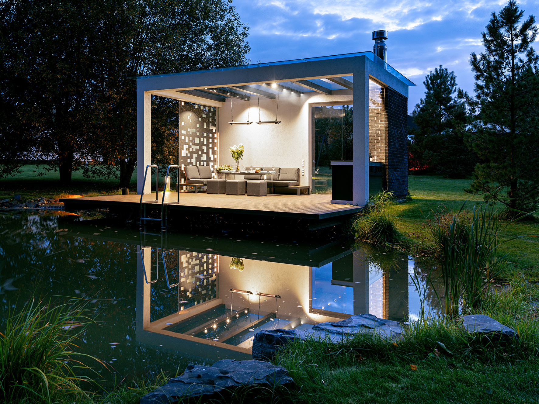 Современная беседка