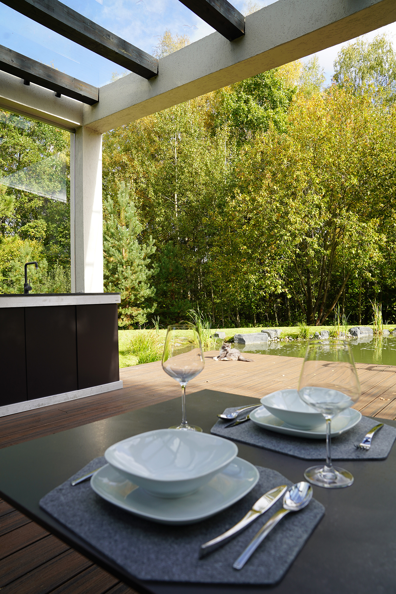 Современная беседка