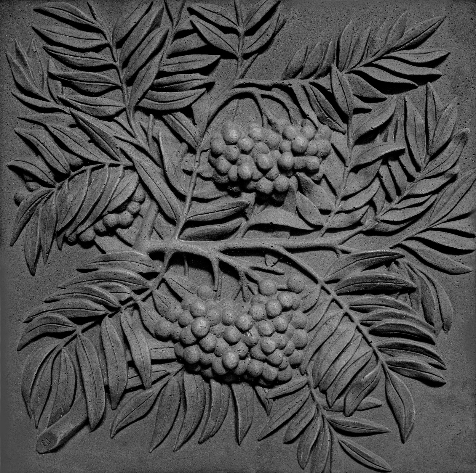 Керамическое панно "Райский сад" в Усадьбе Неклюдова