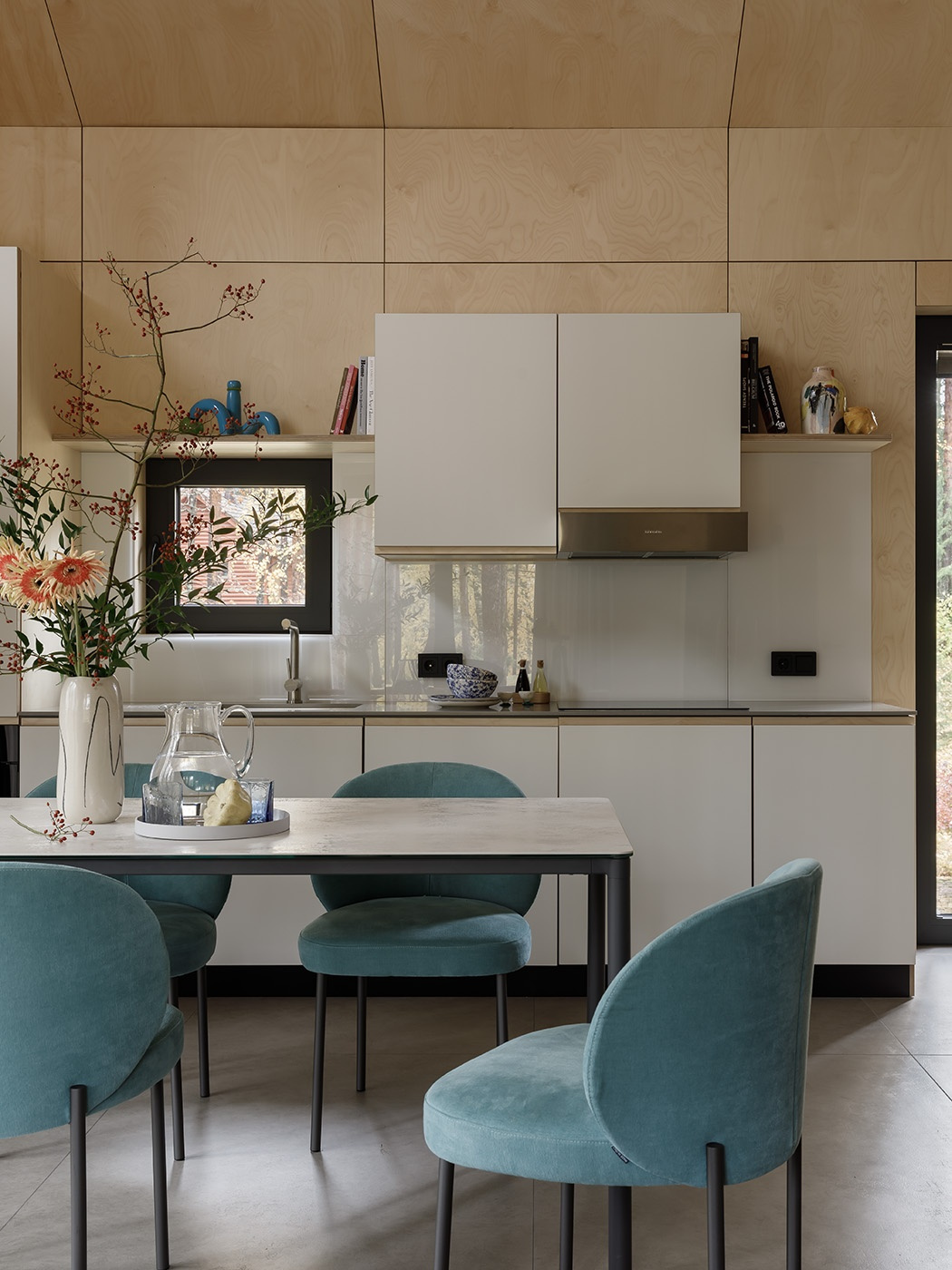 Мебель для загородного дома, поселок Медное озеро, Ленинградская область