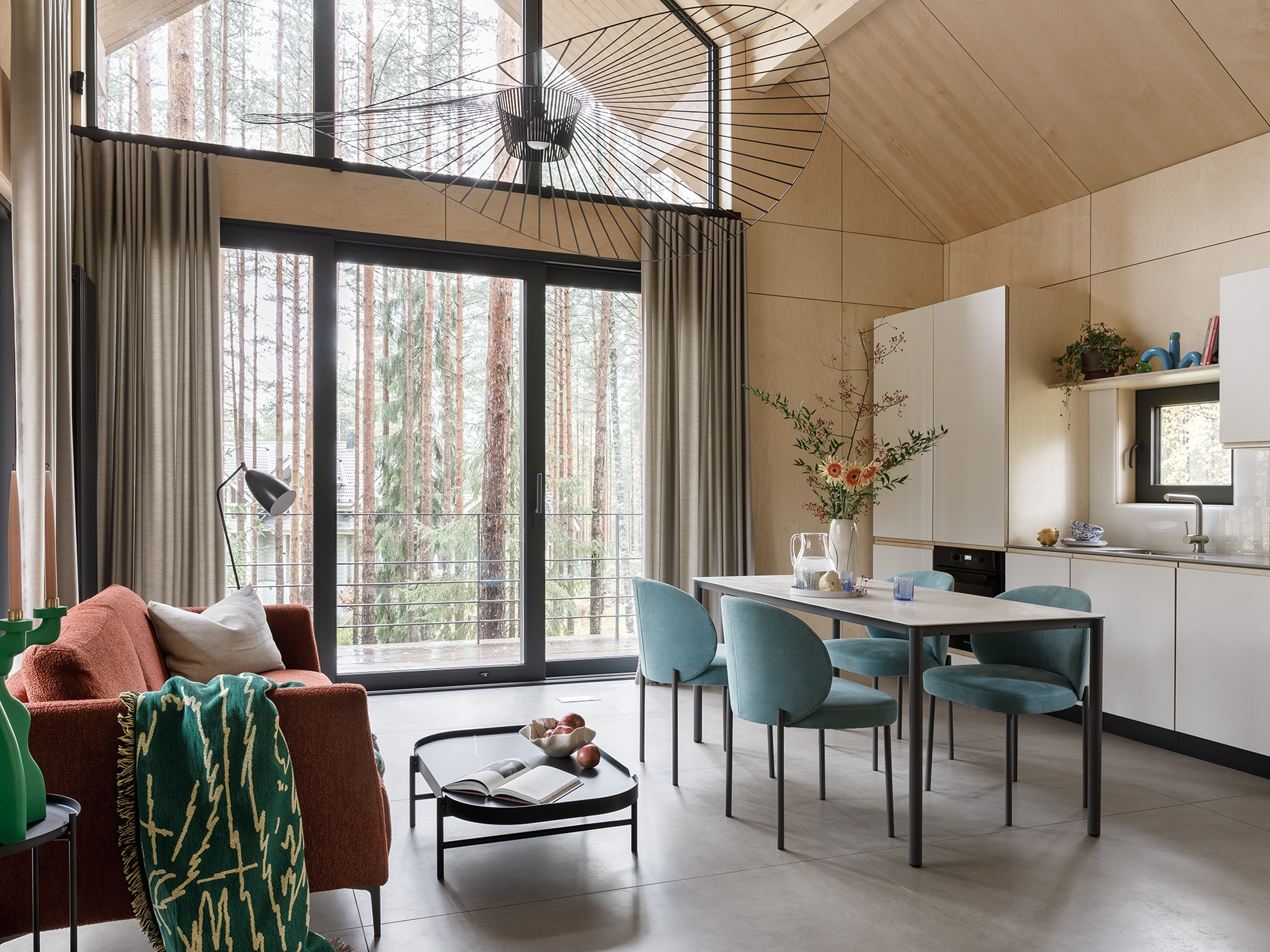 Мебель для загородного дома, поселок Медное озеро, Ленинградская область