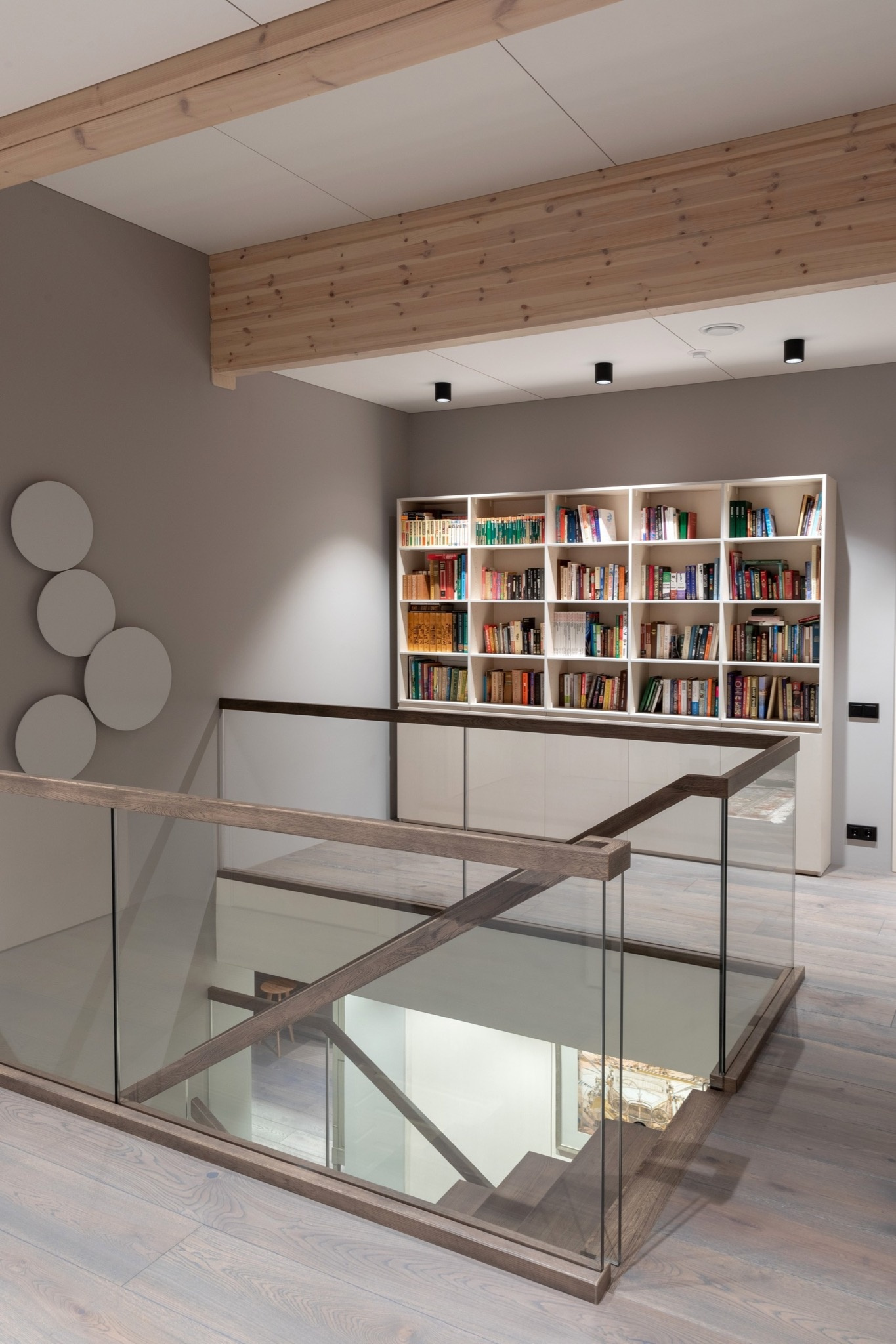 Двери в дом Honka