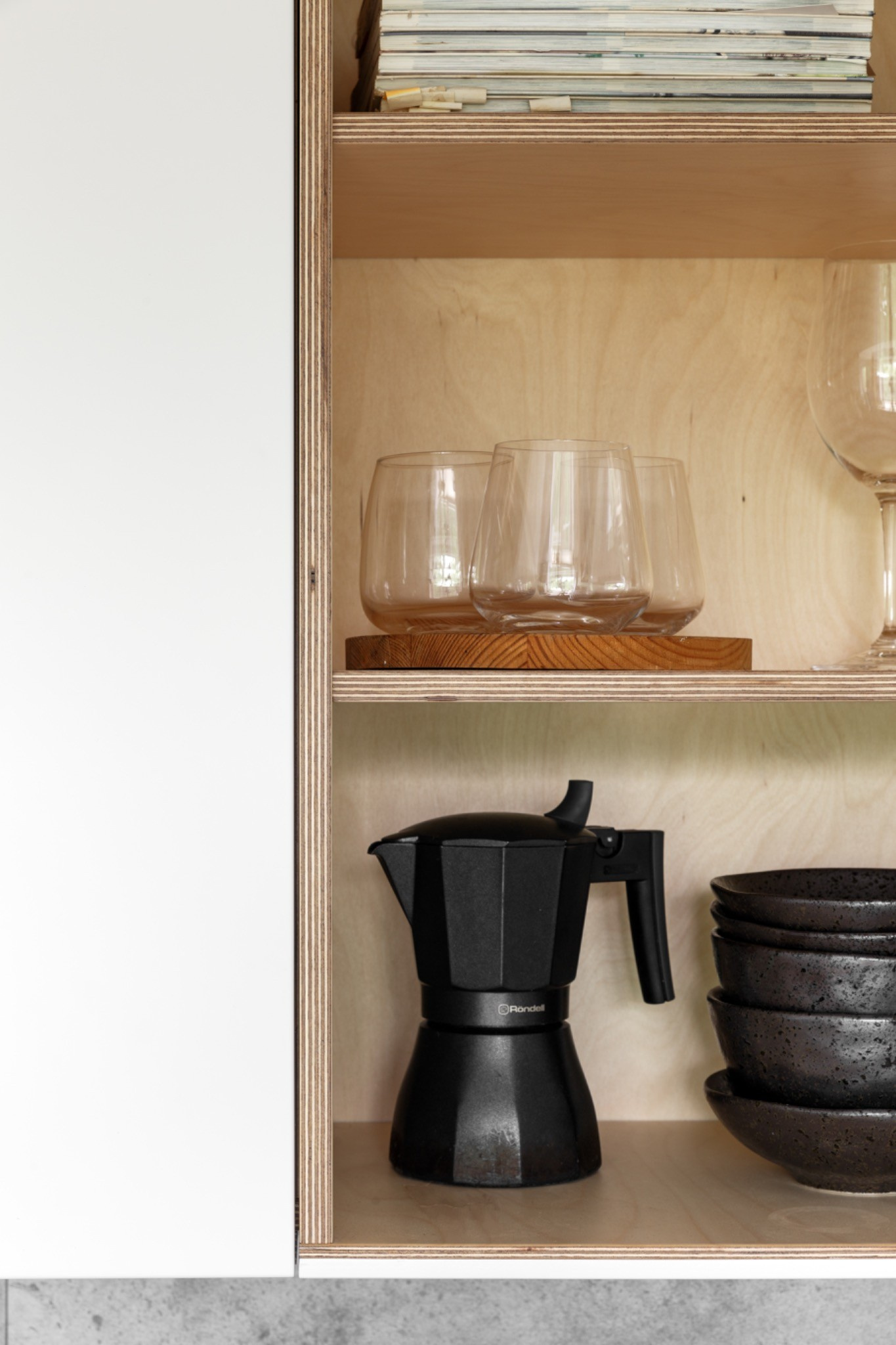 Функциональная кухня 6 кв.м для квартиры в брежневке