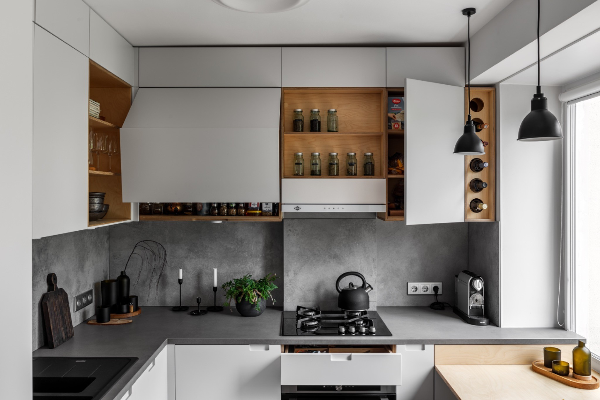 Функциональная кухня 6 кв.м для квартиры в брежневке