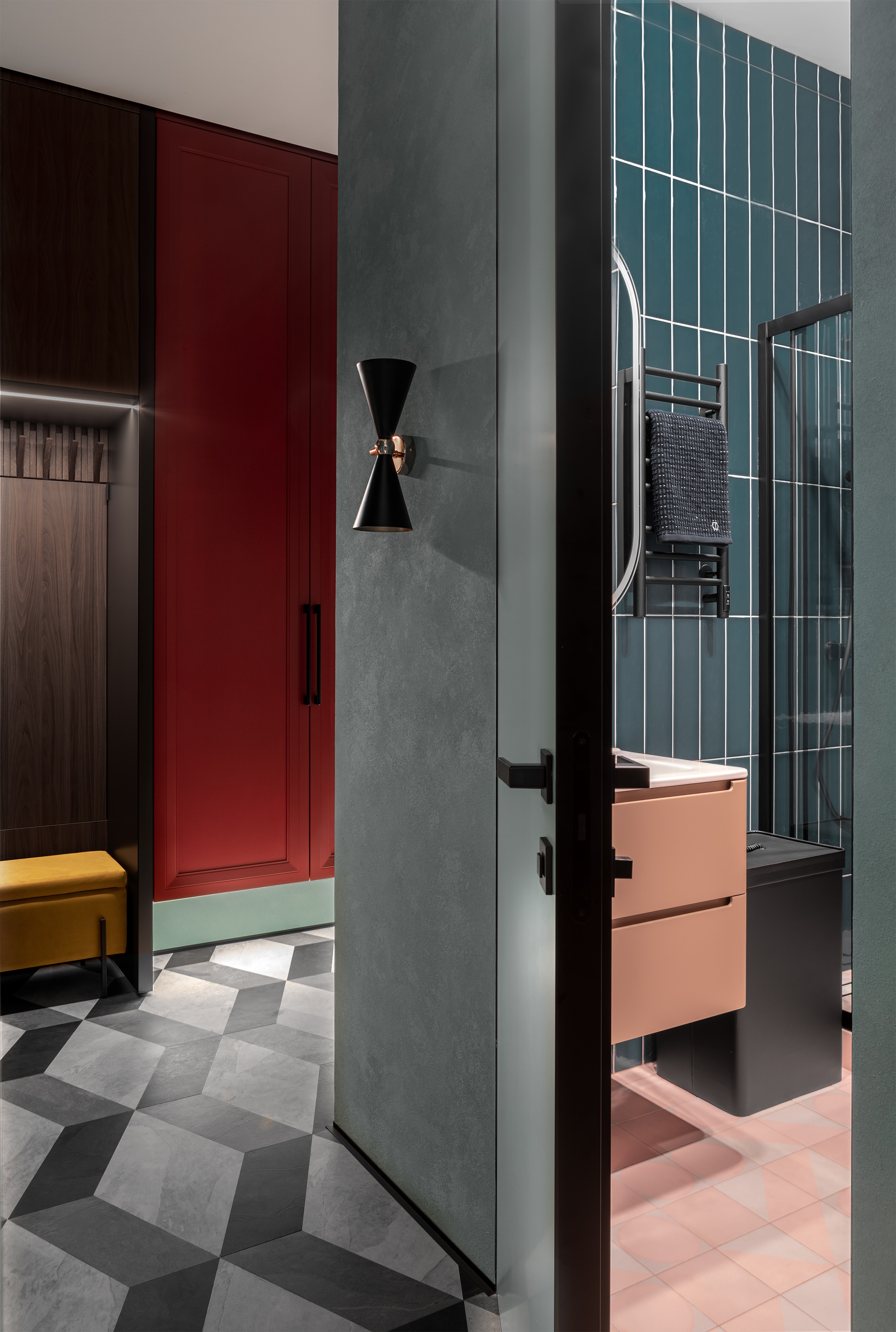 Яркая квартира для молодой семьи предпринимателей