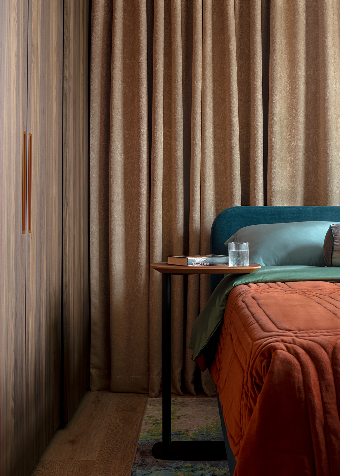 Яркая квартира для молодой семьи предпринимателей