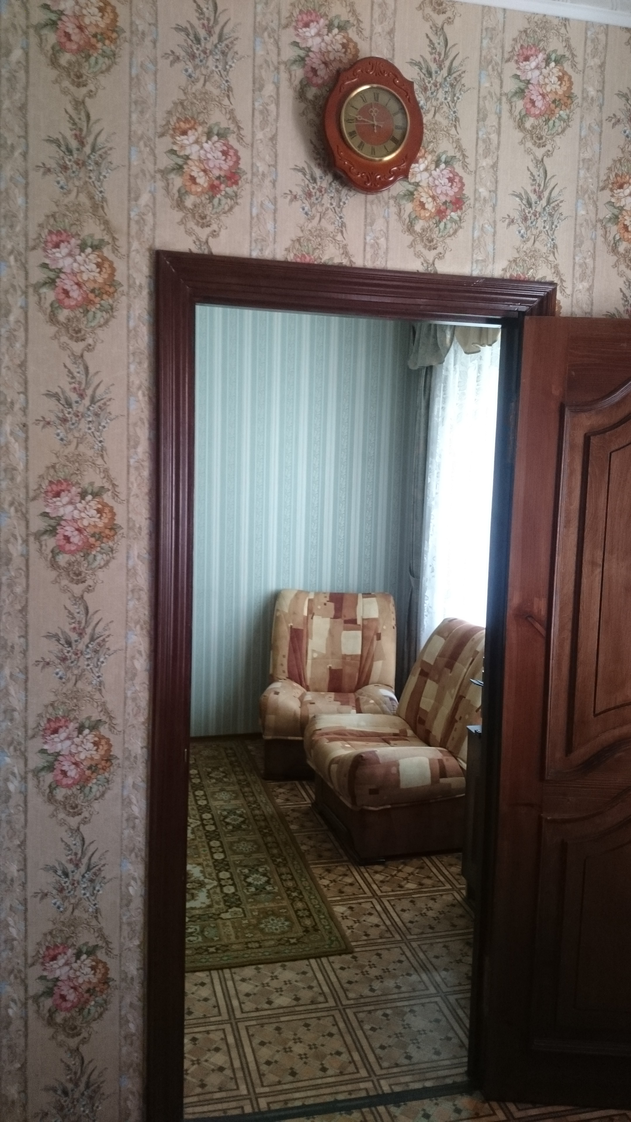 Двухкомнатная квартира в старом фонде