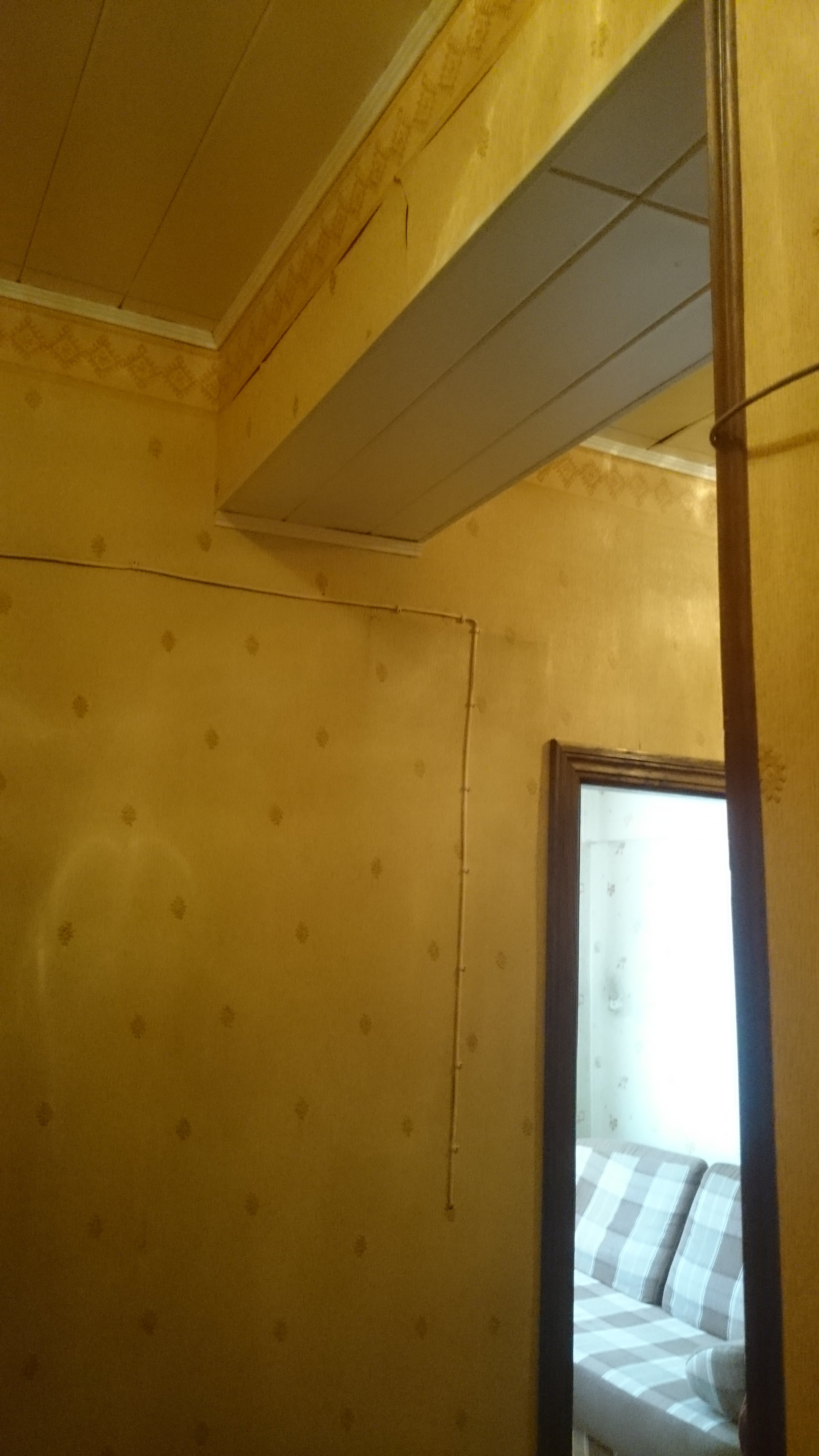 Двухкомнатная квартира в старом фонде