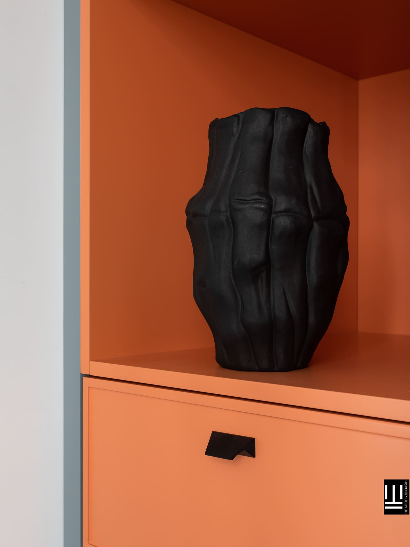 Двухуровневая квартира с характером | современный дизайн интерьера