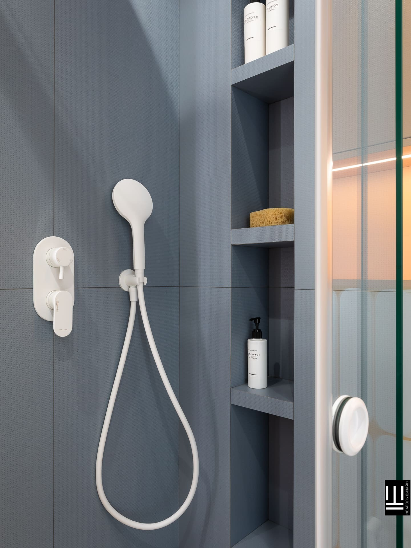 Двухуровневая квартира с характером | современный дизайн интерьера