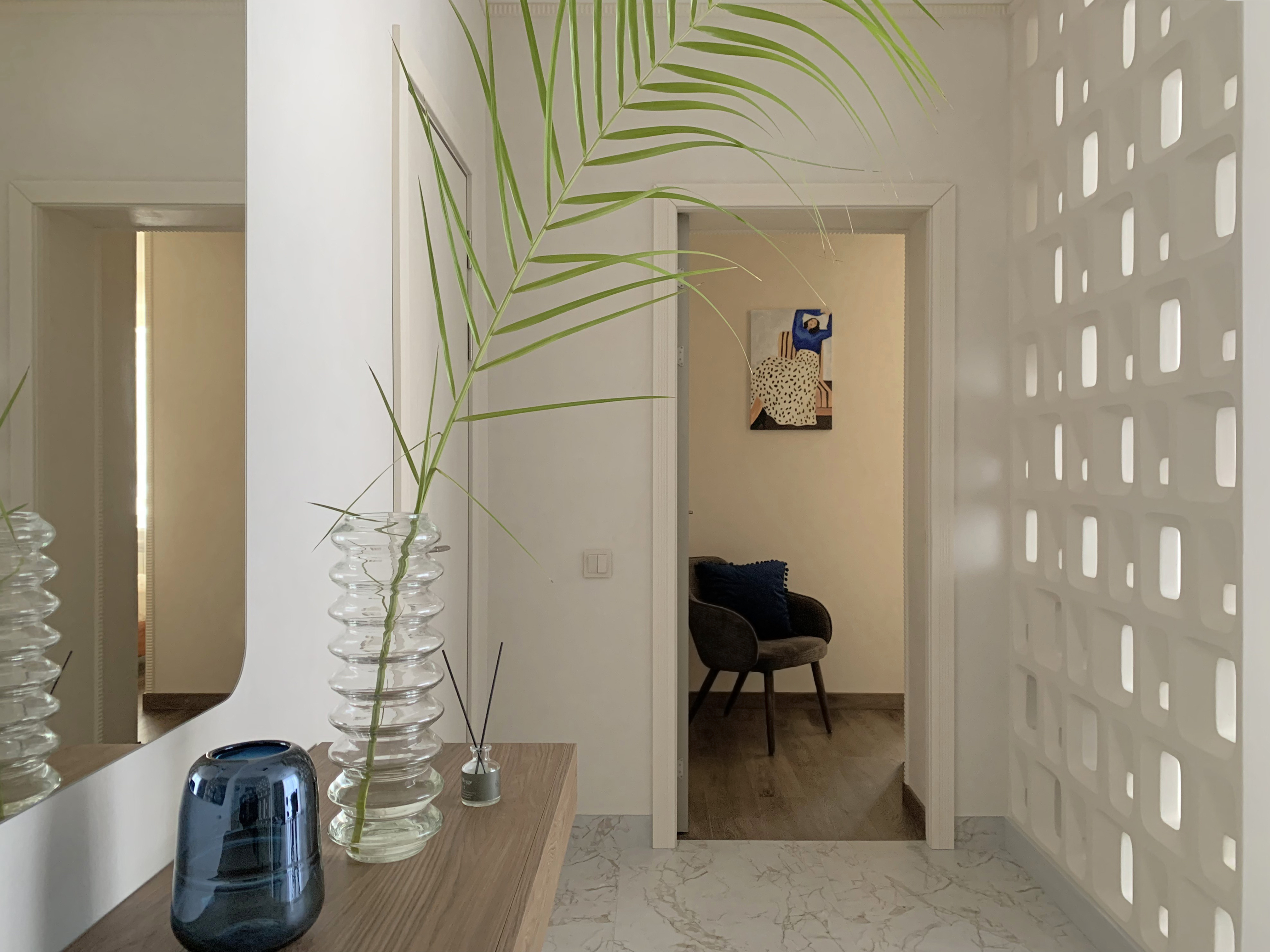 Обложка проекта: Реализованный проект квартиры-студии "Vis-à-vis"