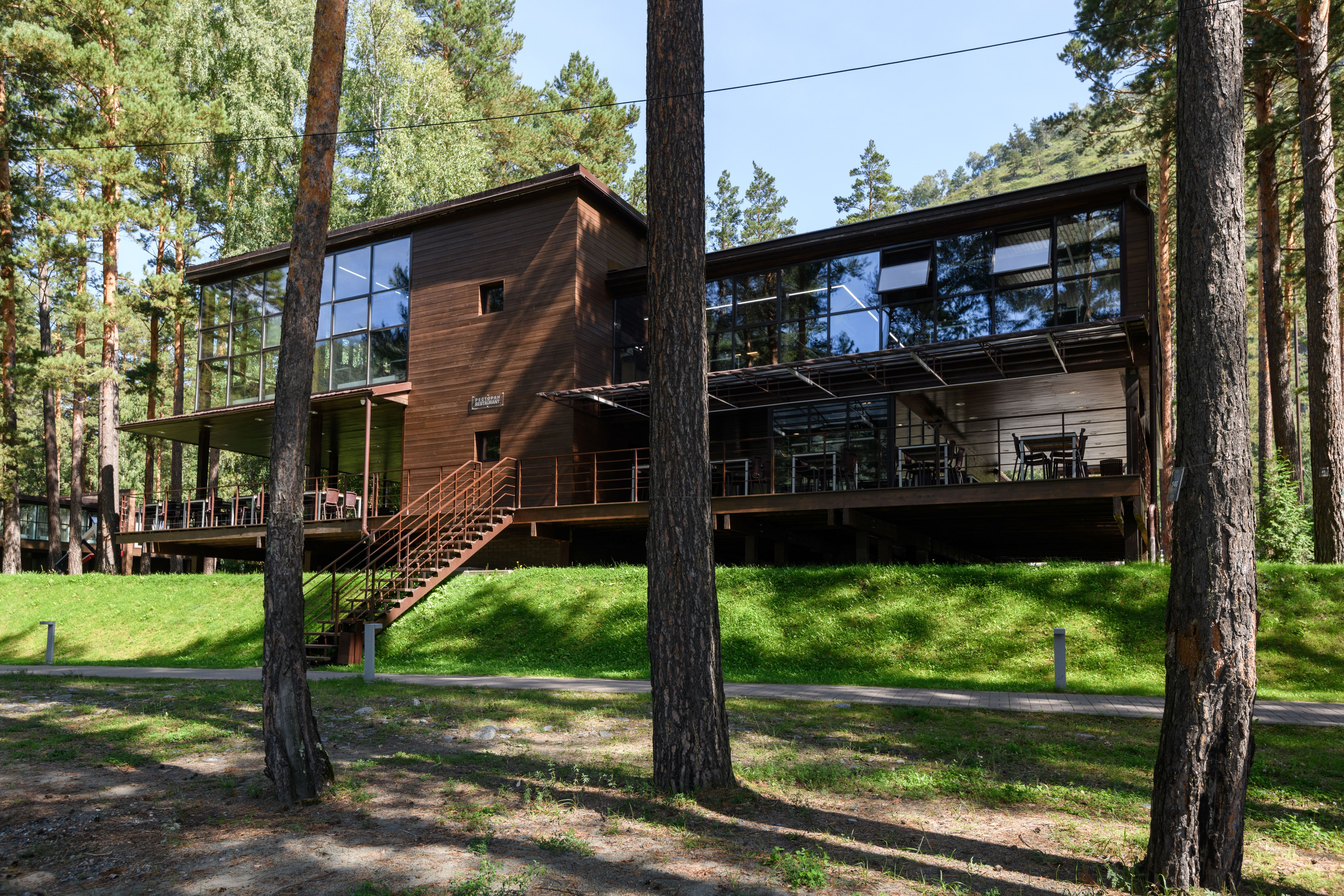 Гостиничный комплекс эко-отеля Алтика