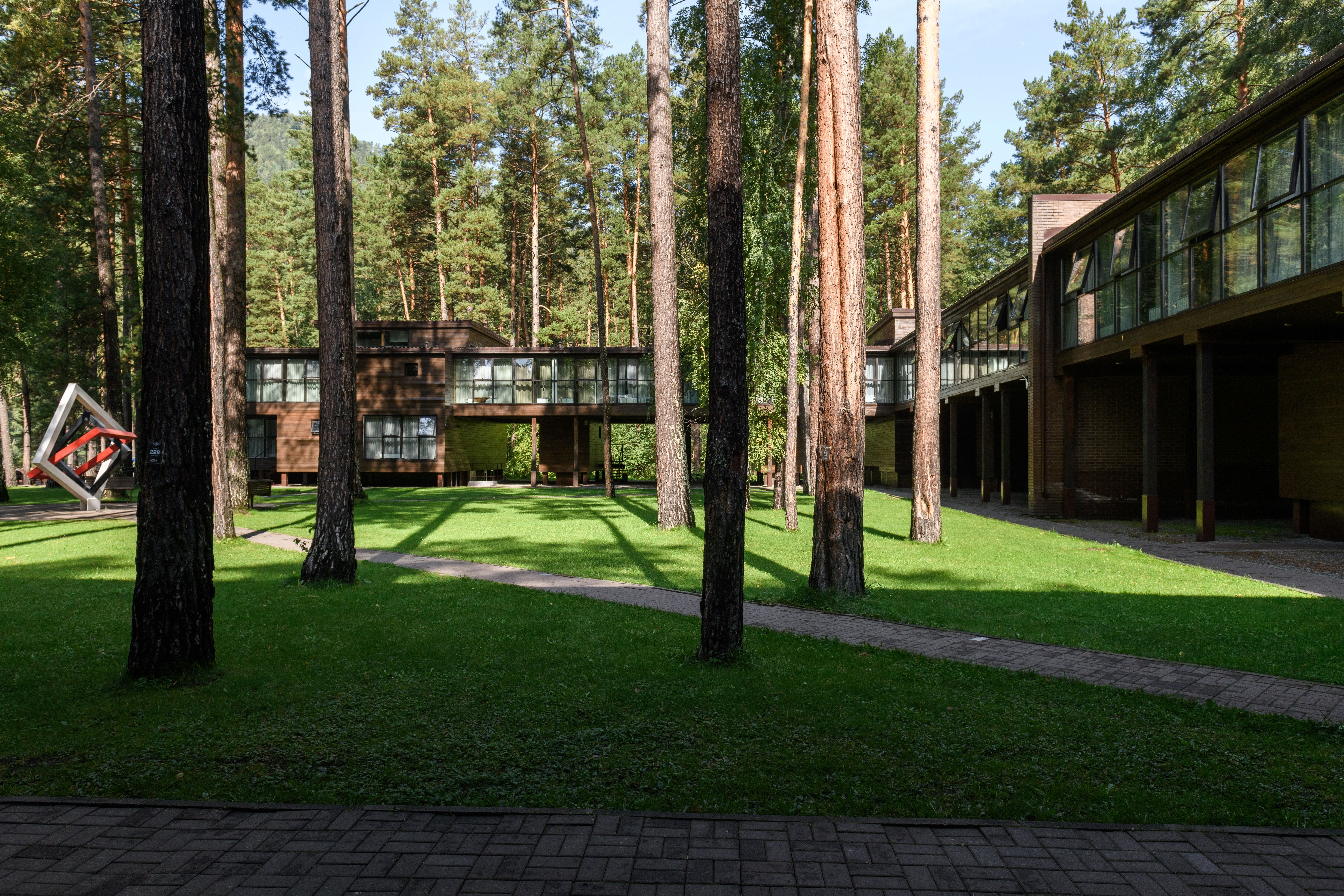 Гостиничный комплекс эко-отеля Алтика