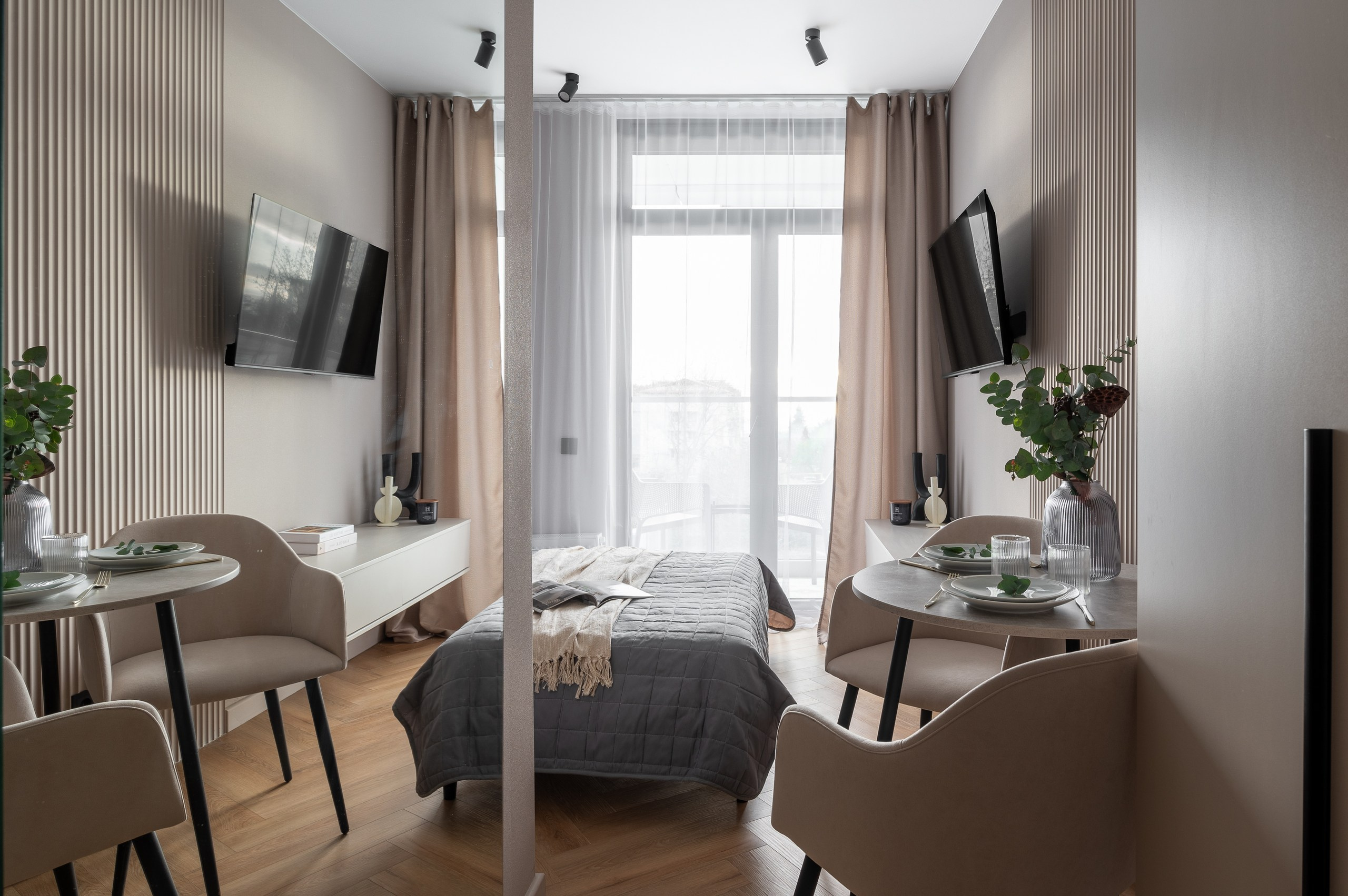 Студия с видом на море