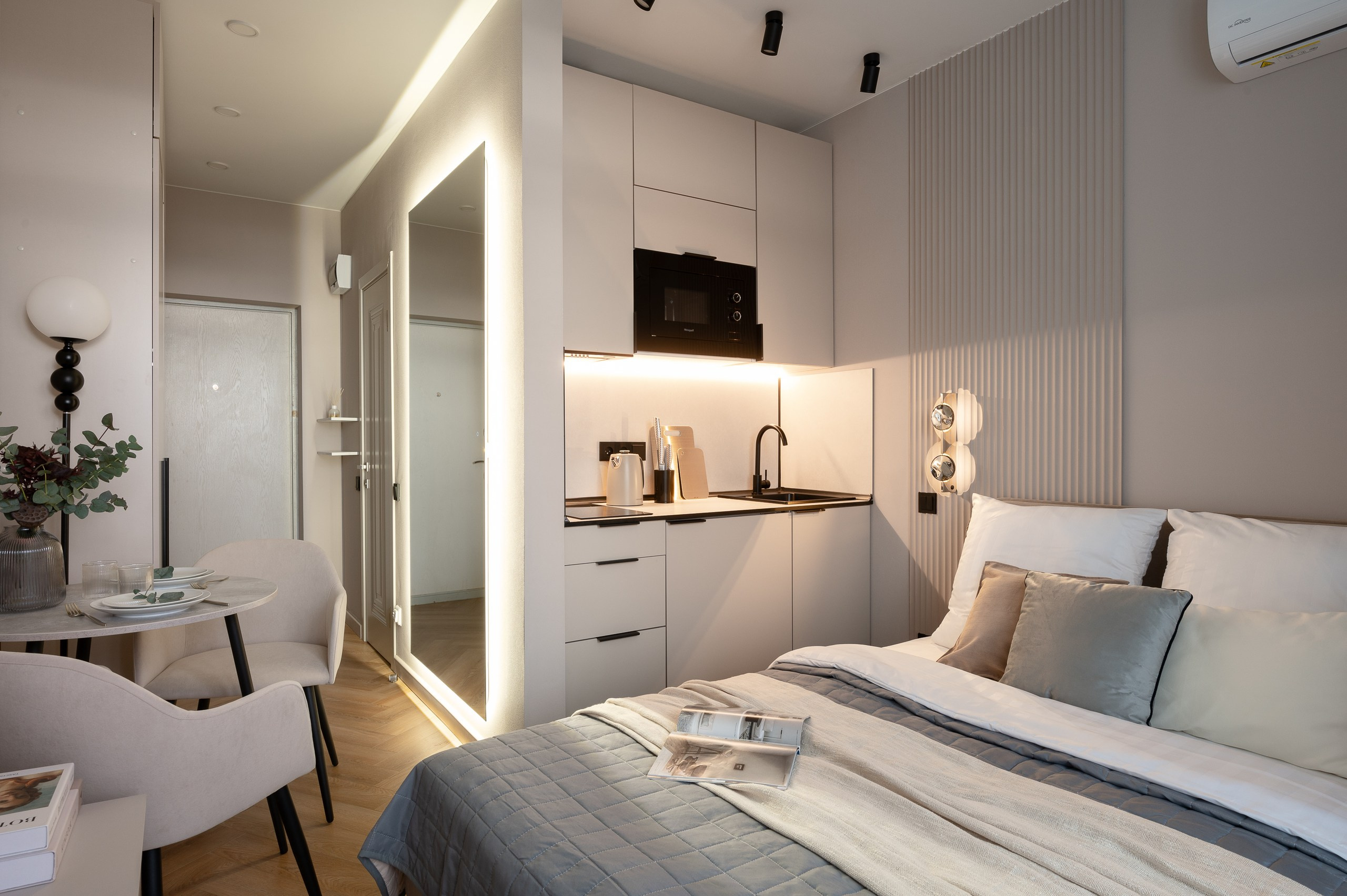 Студия с видом на море