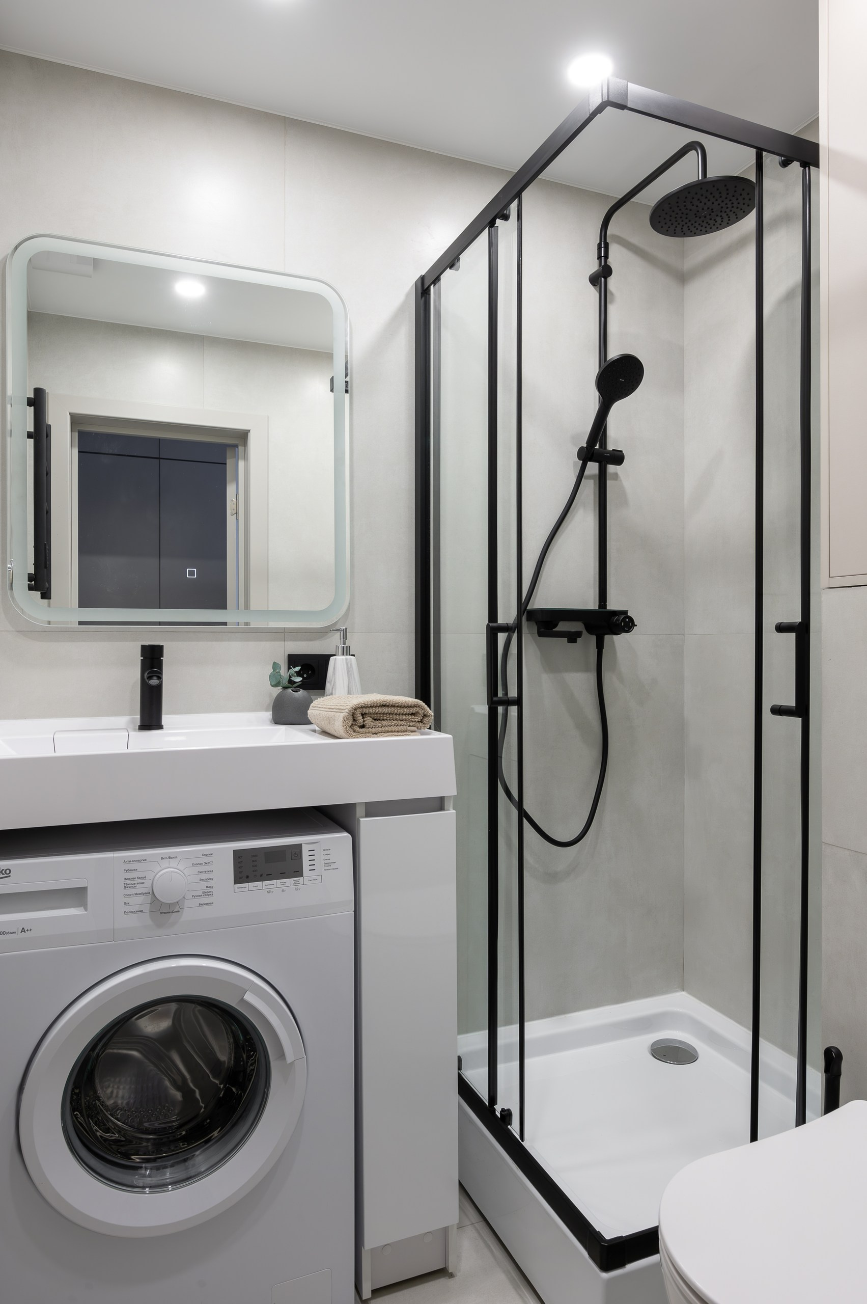 Студия с видом на море