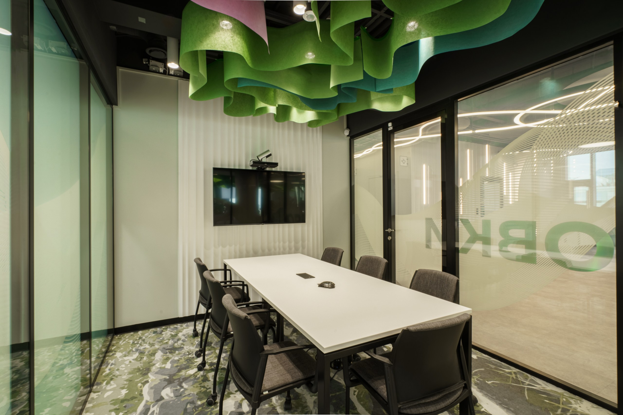 "Северное сияние" — новый облик офиса Сбербанка в Архангельске!