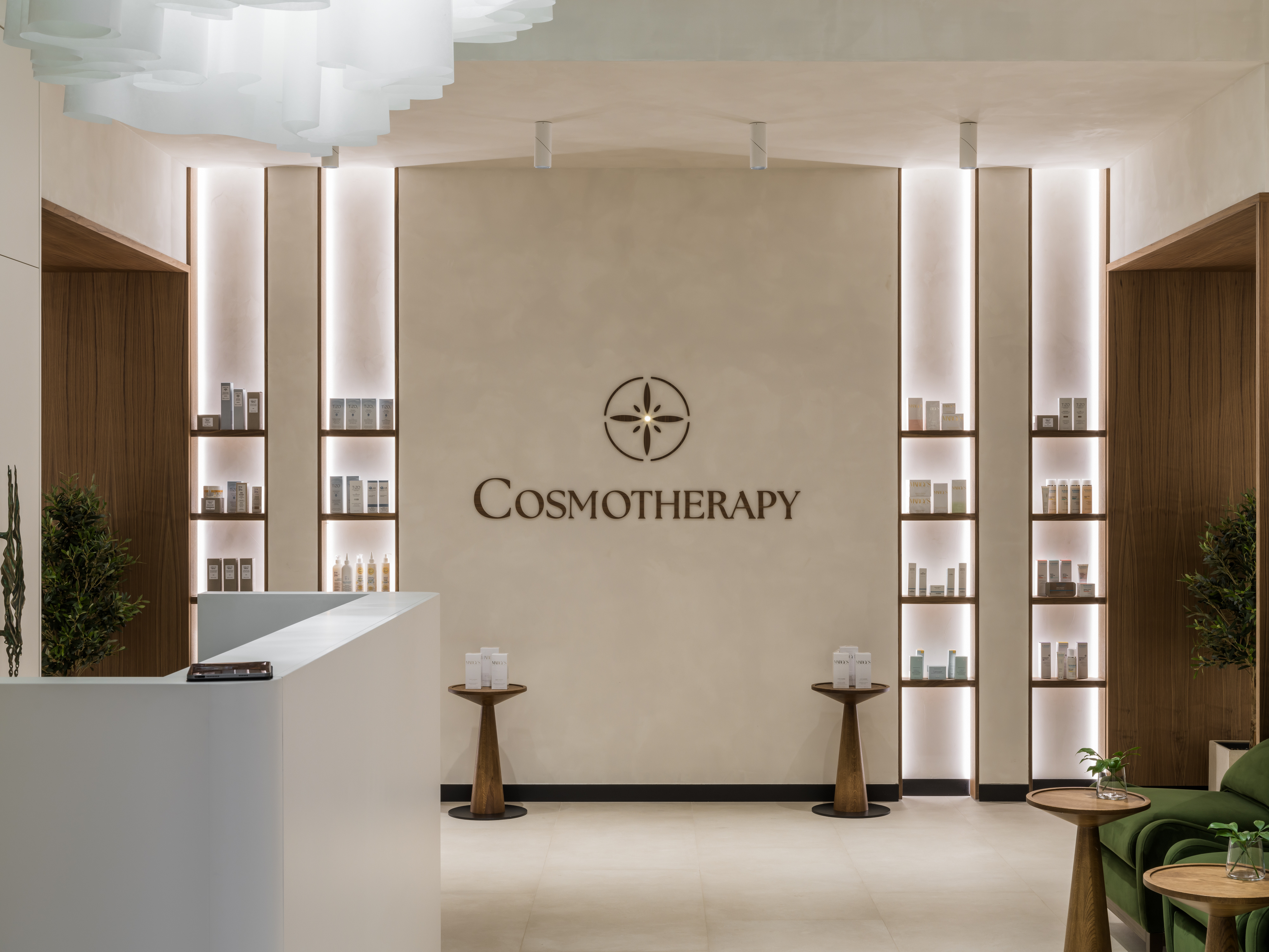 Фактурная люстра Wave ceiling для зоны ресепшен