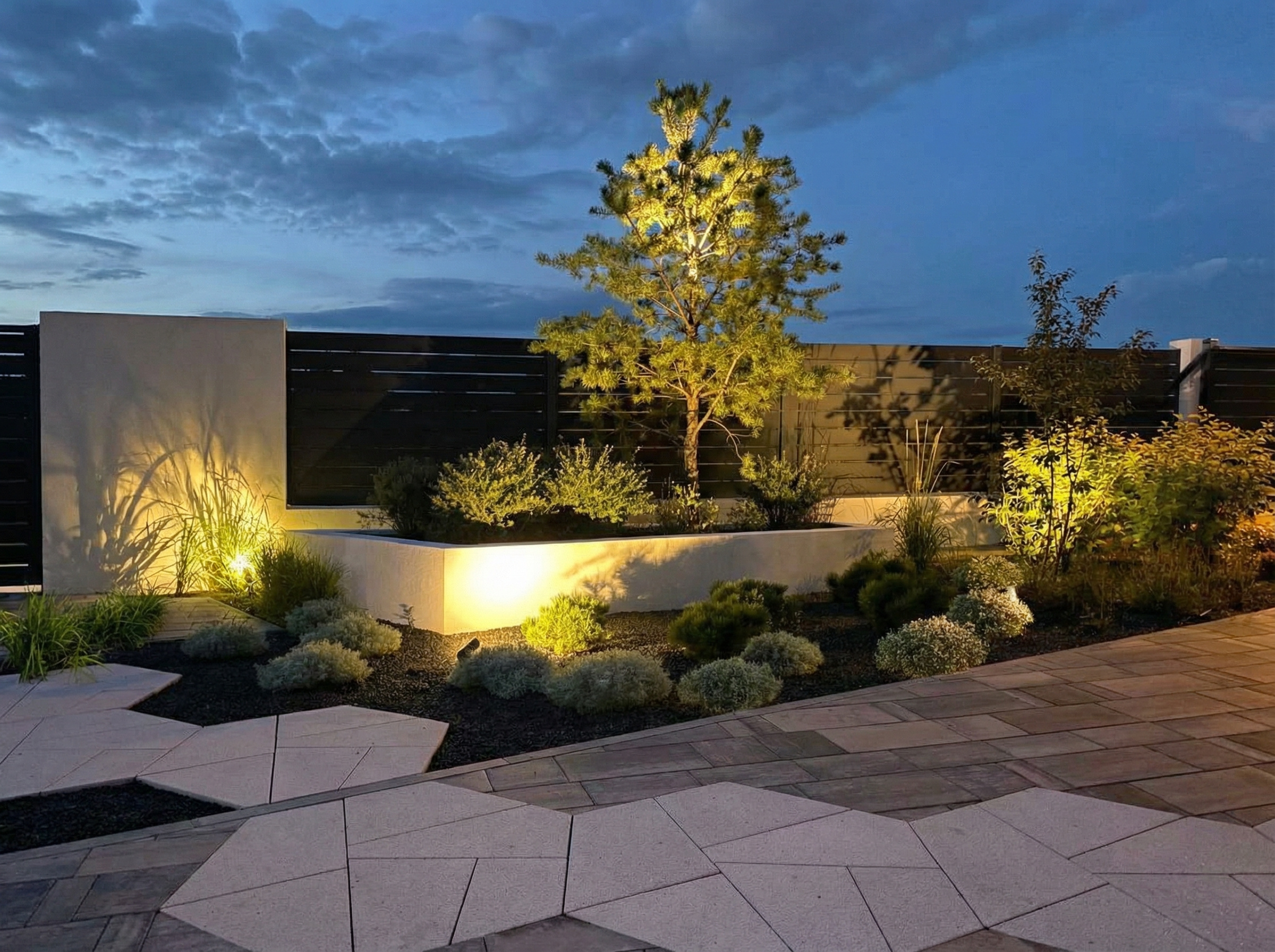 SILVER GARDEN