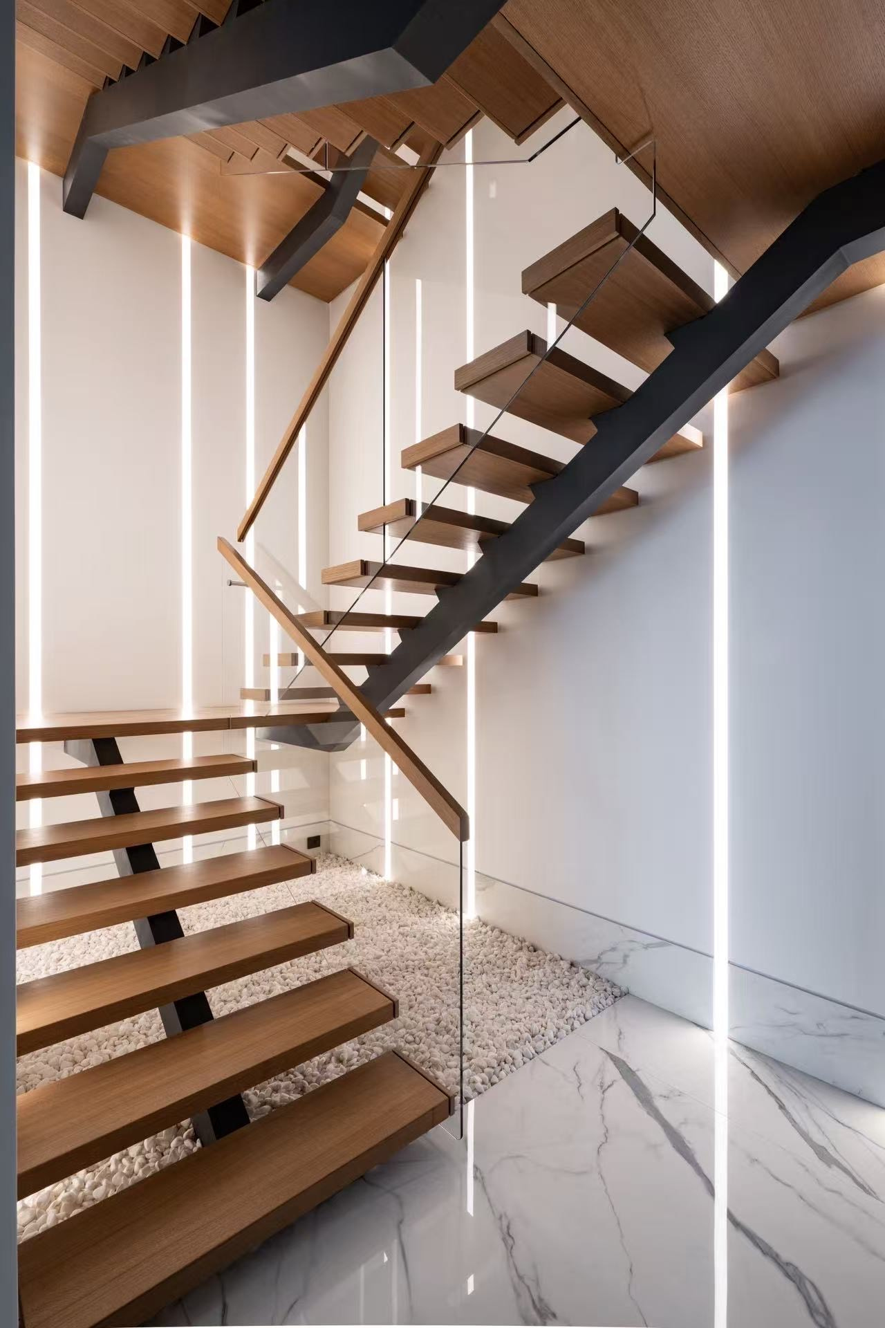 Представляем вам новый проект - лестничный марш.