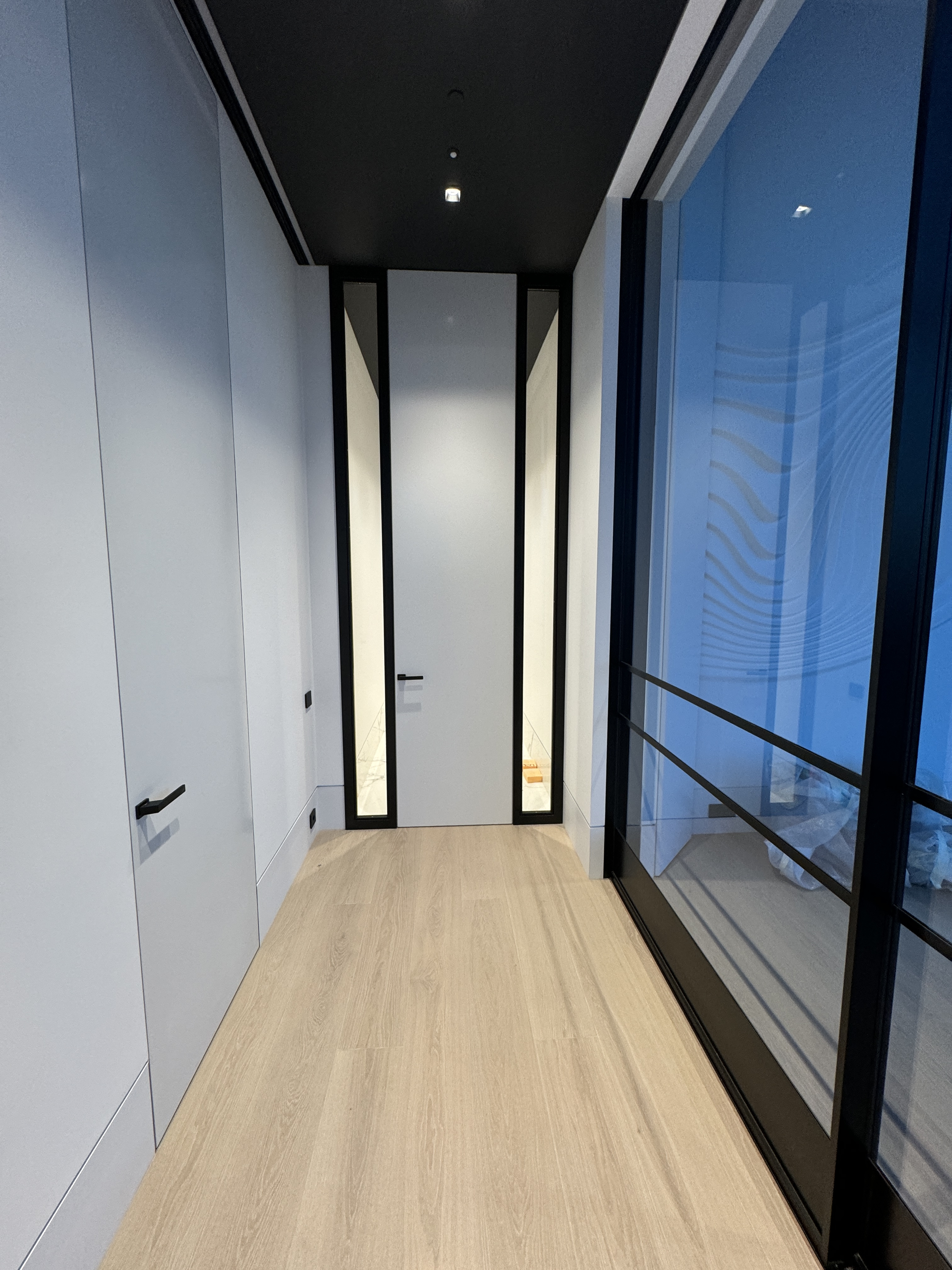 Обложка проекта: Архитектурный минимализм в деталях