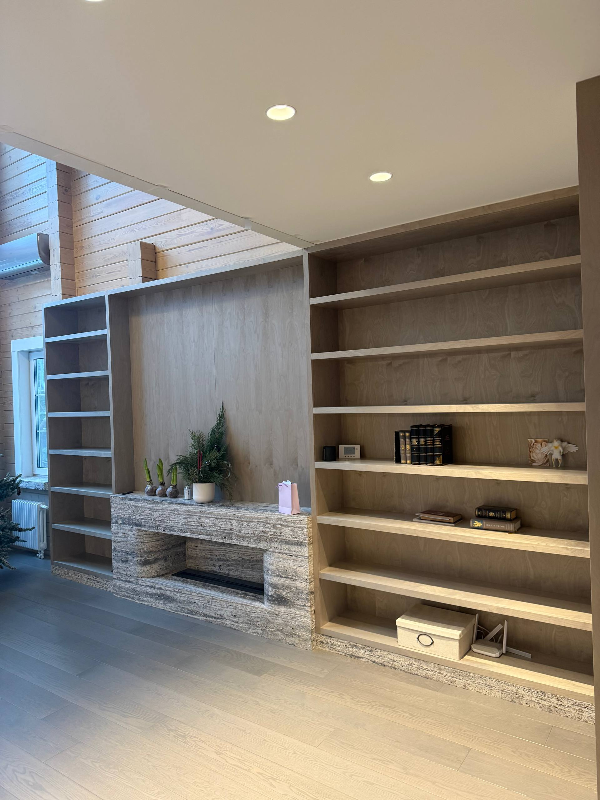 Стеллаж в шпоне березы