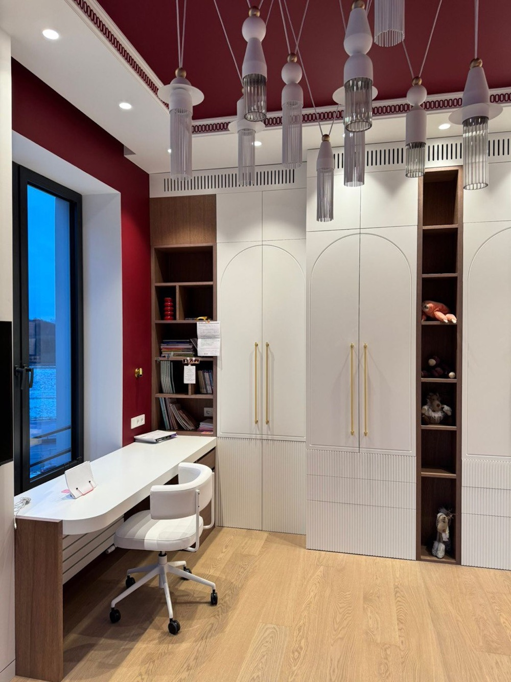 Мебель в детскую комнату девочки