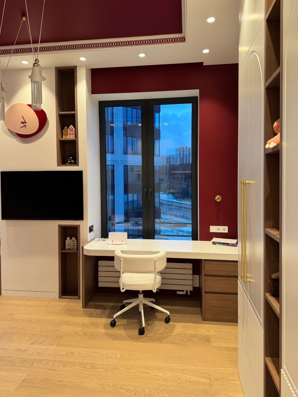 Мебель в детскую комнату девочки