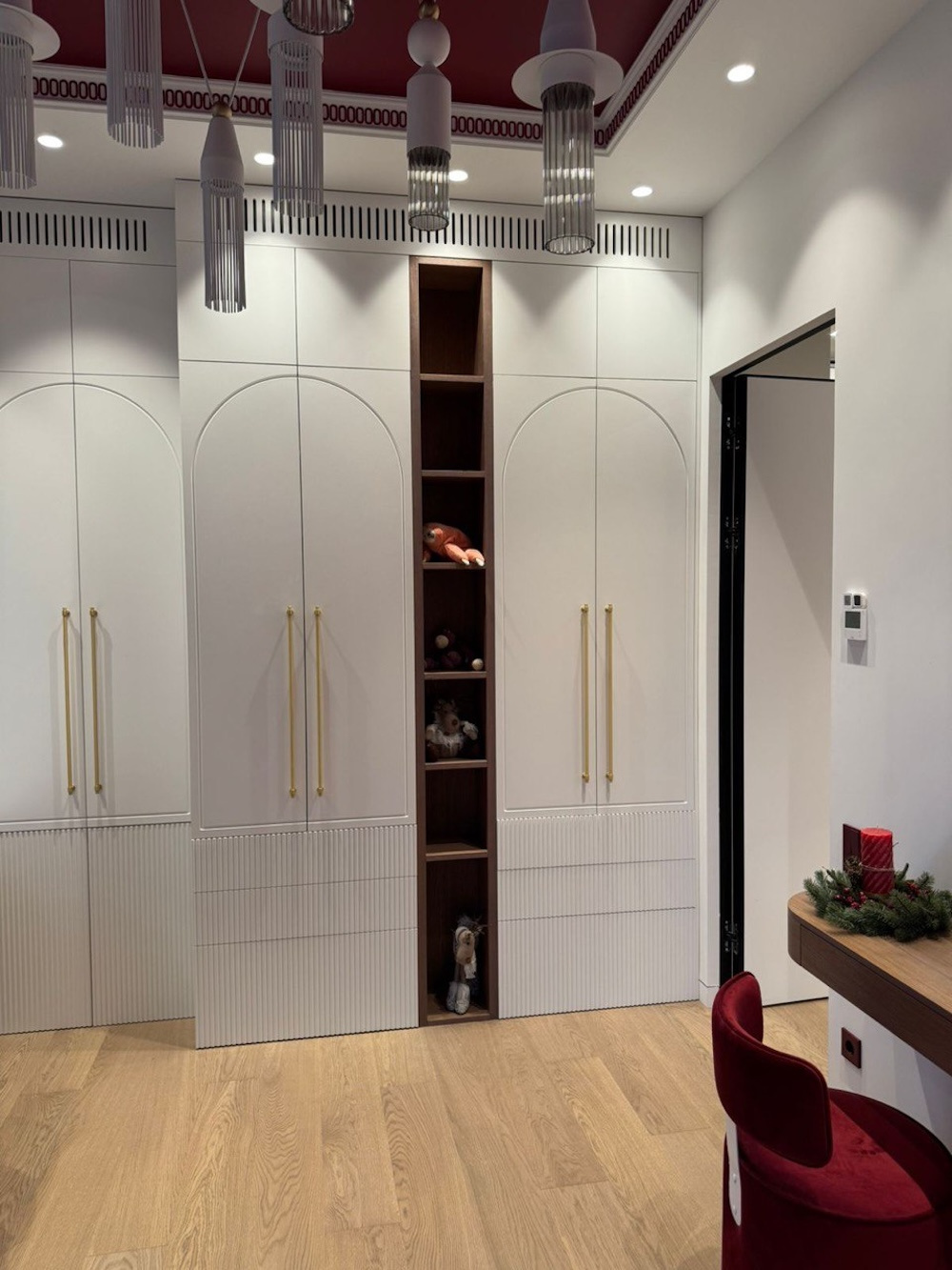 Мебель в детскую комнату девочки