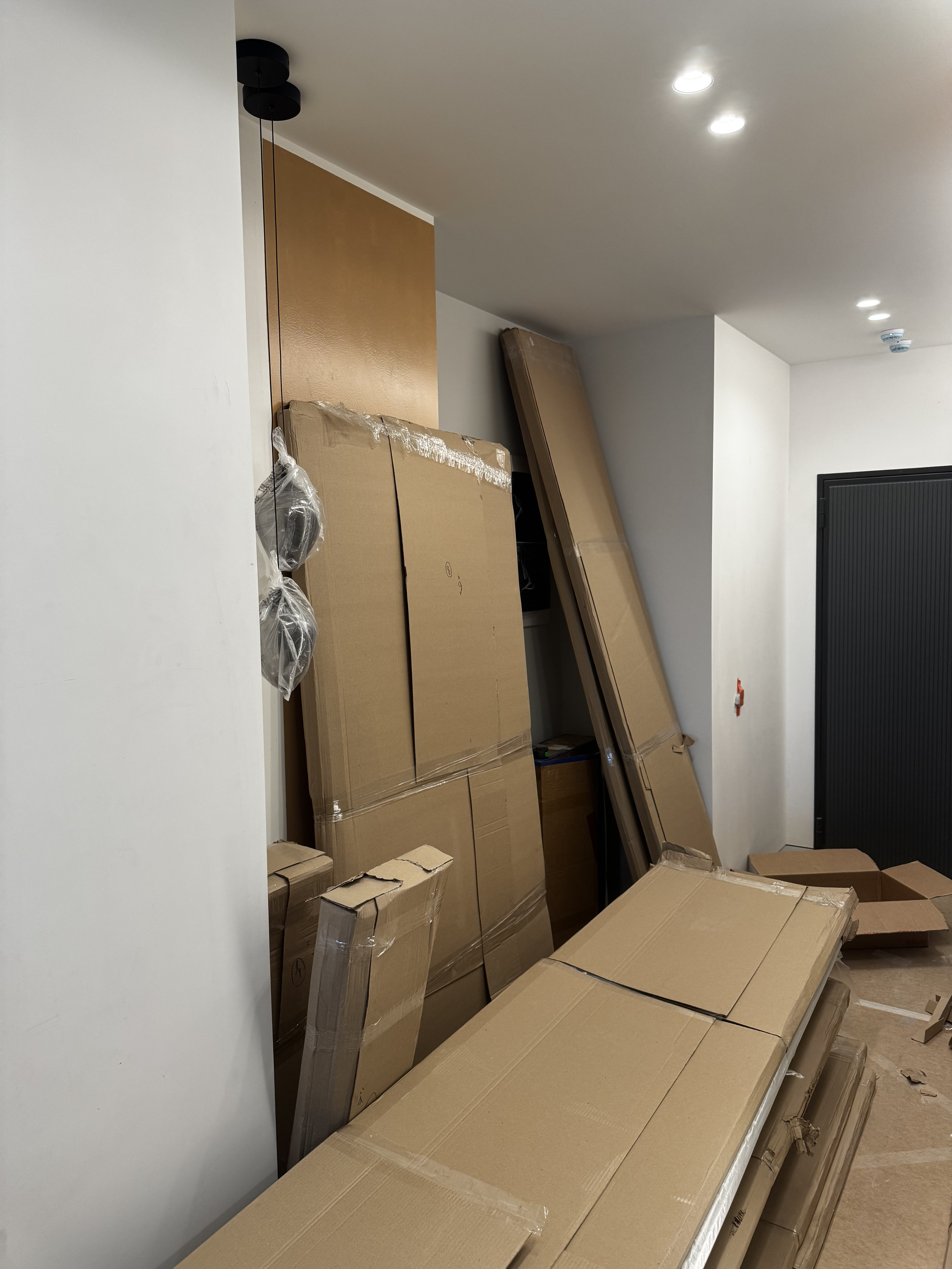 Прихожая ЖК Вэри