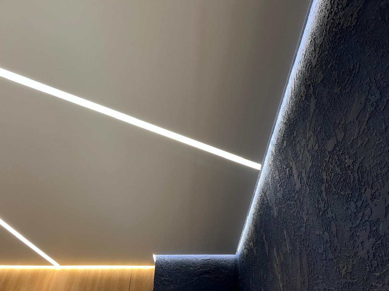 Натяжной потолок с подсветкой от компании ООО "К-потолки"