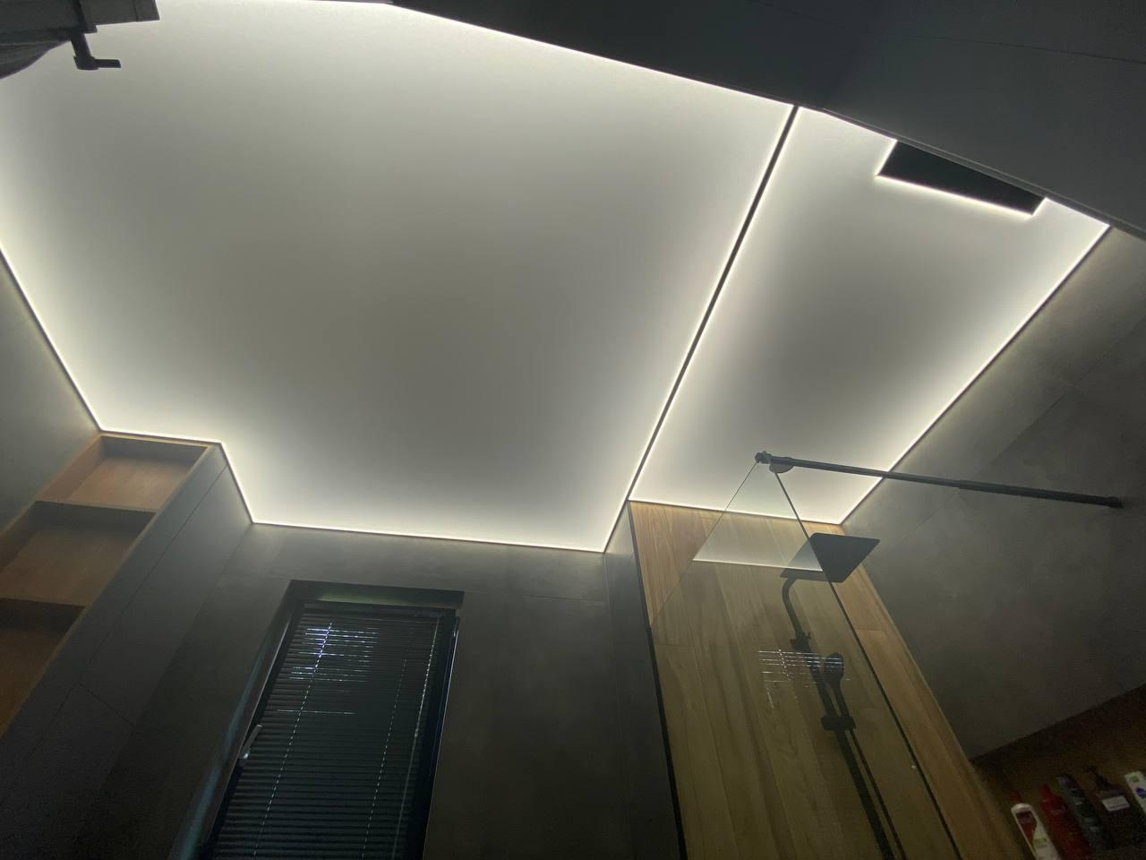 Натяжной потолок с подсветкой от компании ООО "К-потолки"