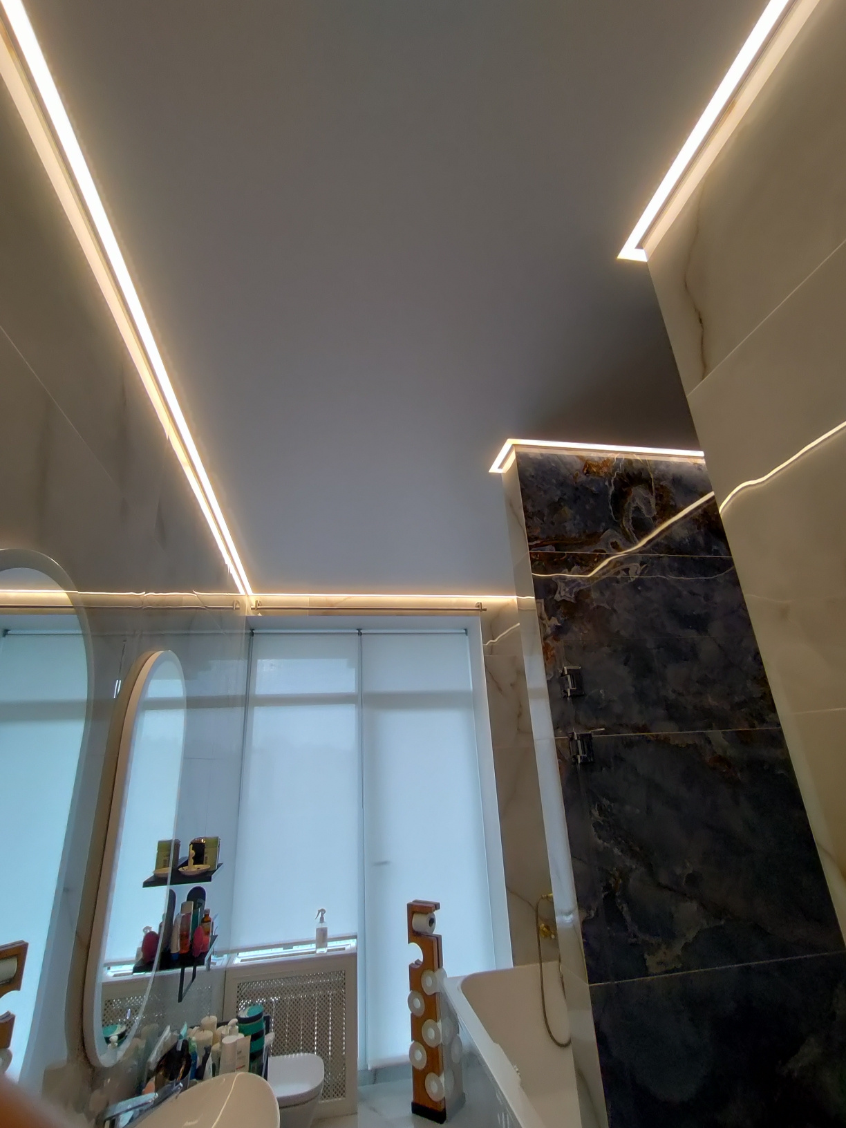 Контурные натяжной потолок от компании ООО "К-потолки"