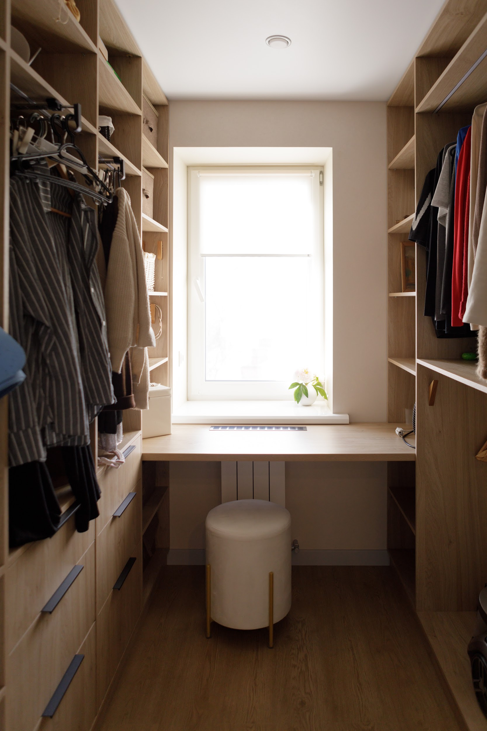 Новокиевская с черным котом