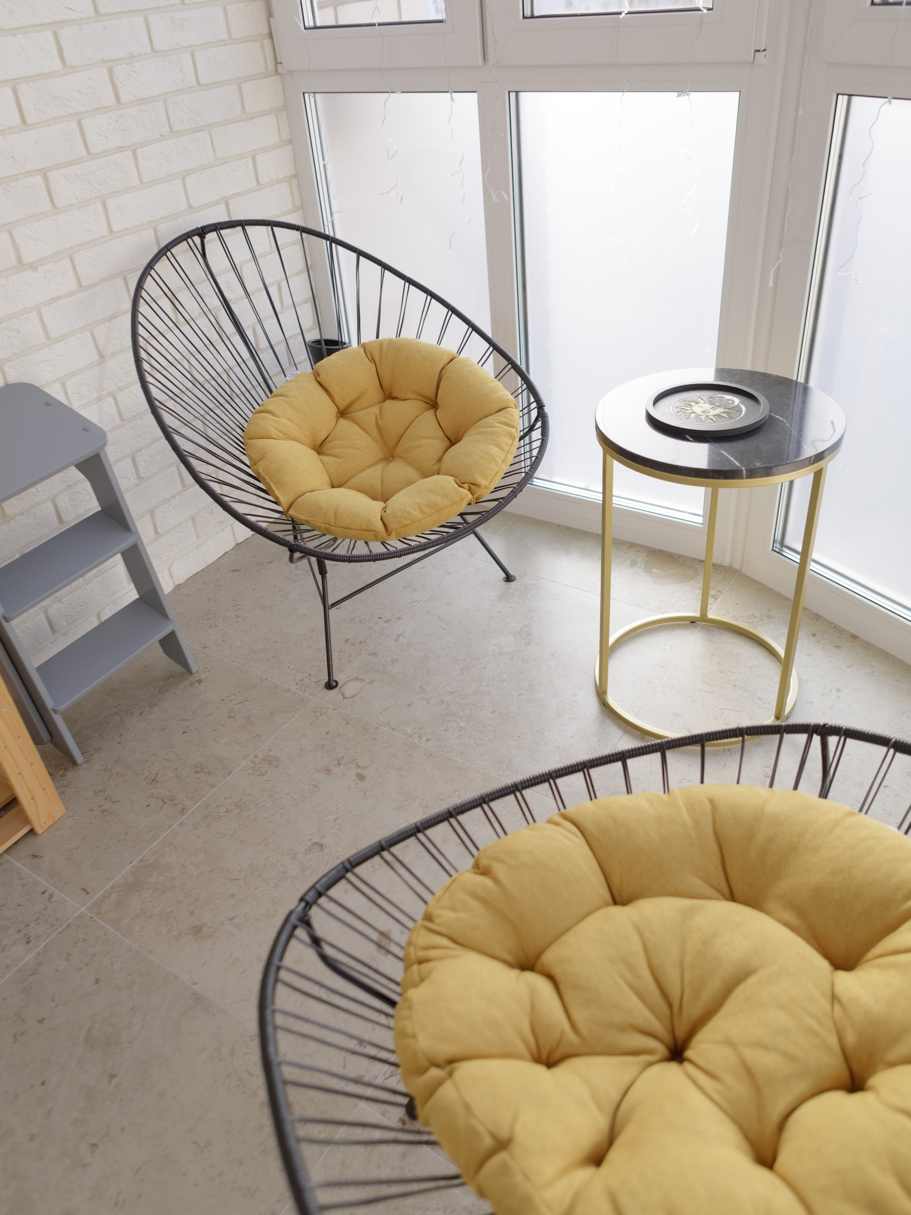 Новокиевская с черным котом