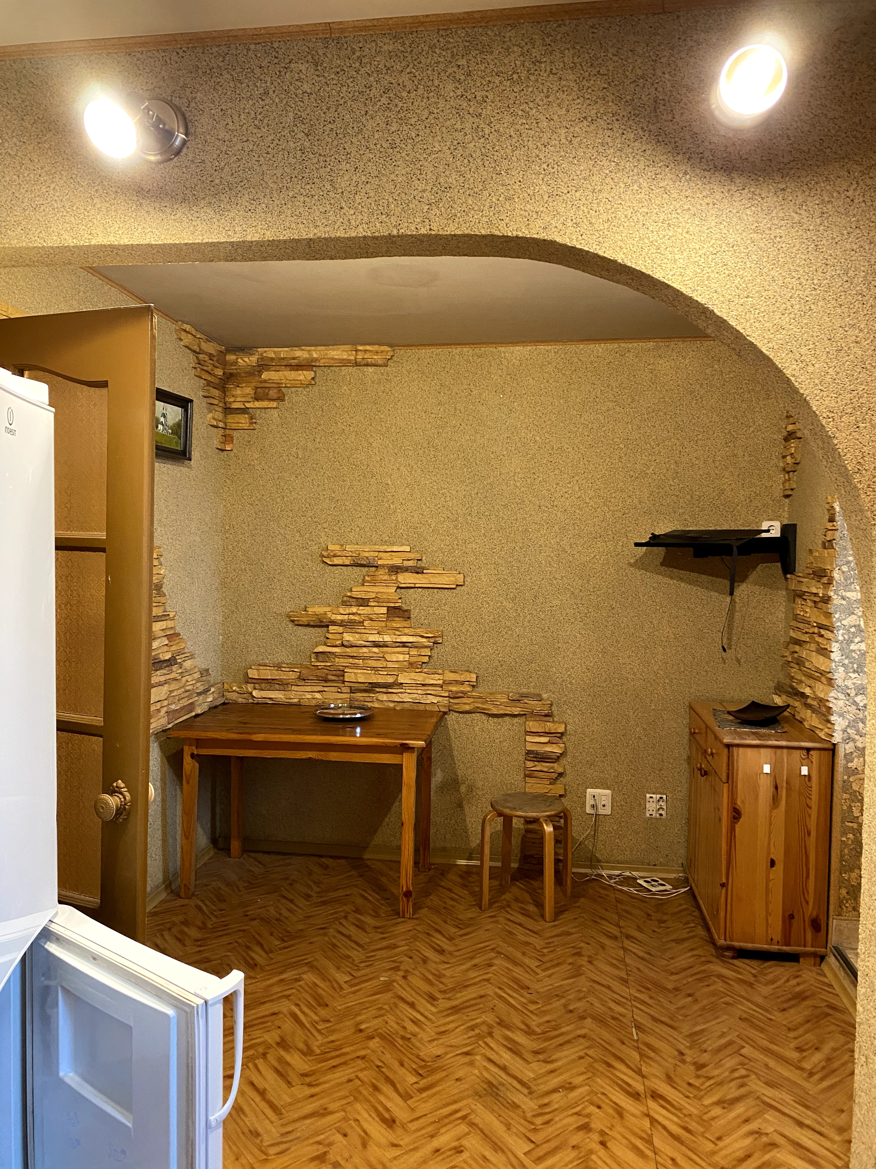 Новокиевская с черным котом