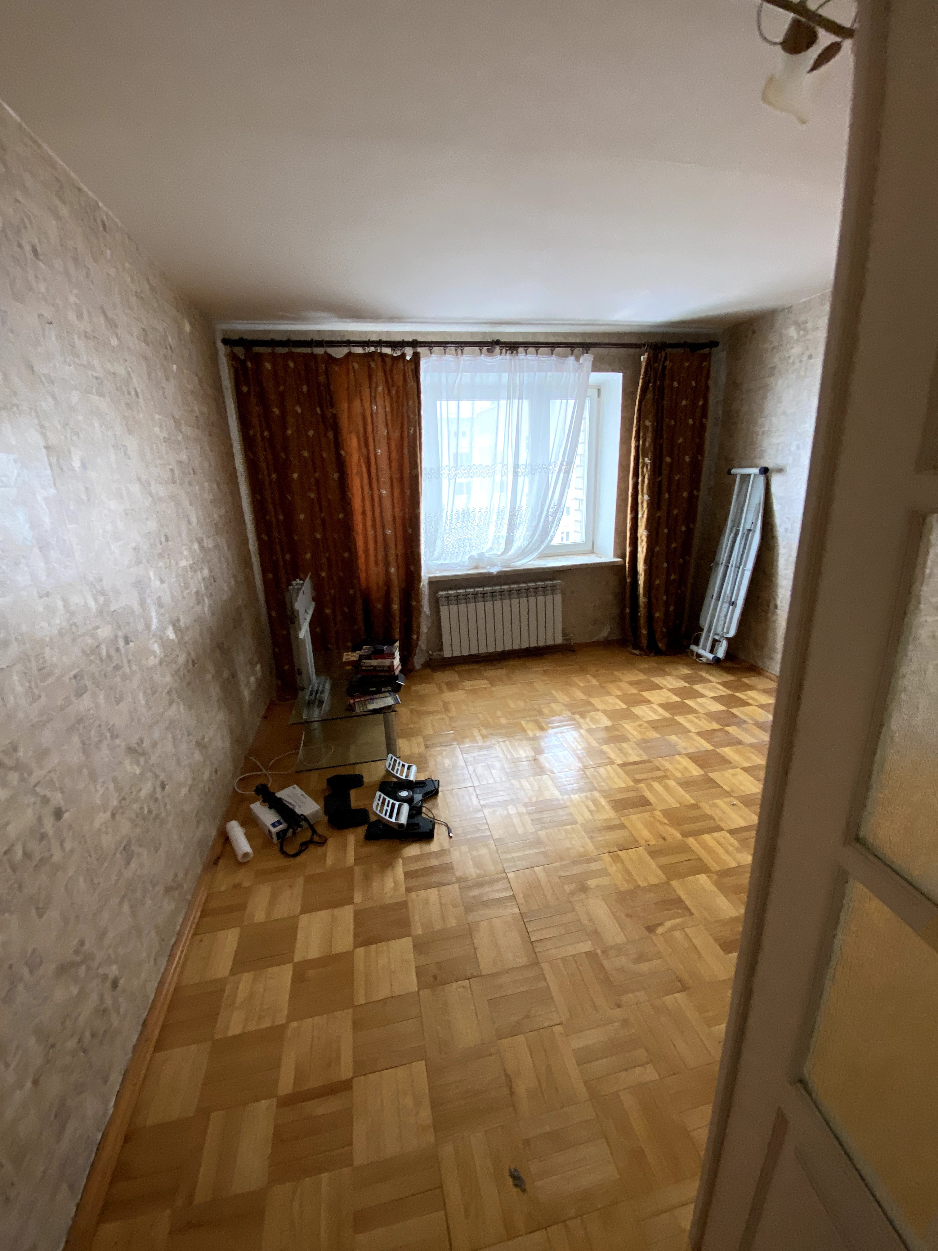 Новокиевская с черным котом