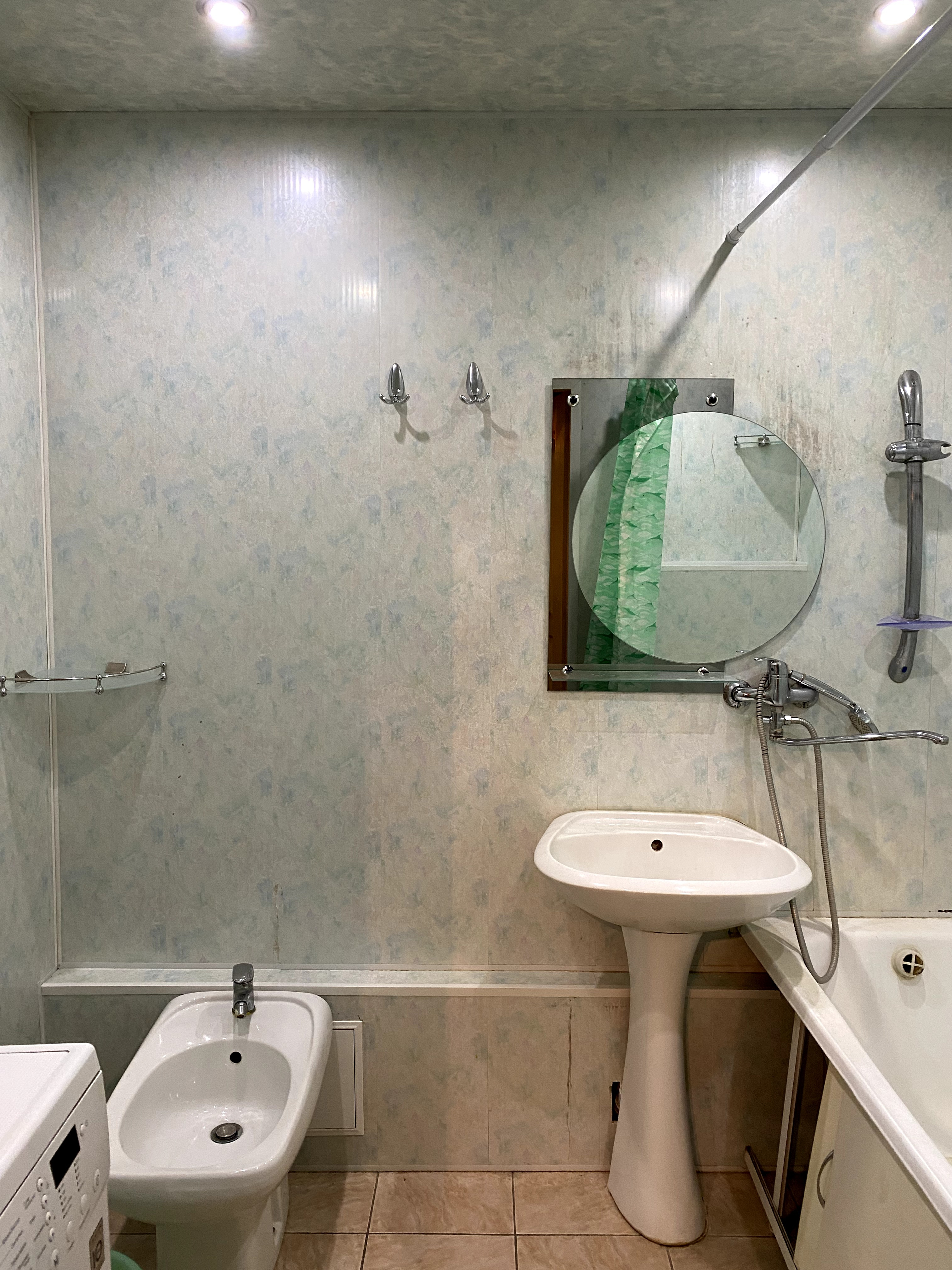 Новокиевская с черным котом