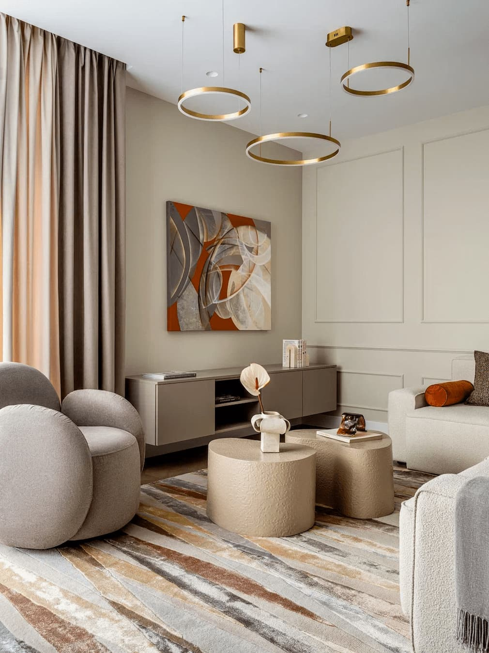 КВАРТИРА ДЛЯ БОЛЬШОЙ СЕМЬИ НА МОСФИЛЬМОВСКОЙ