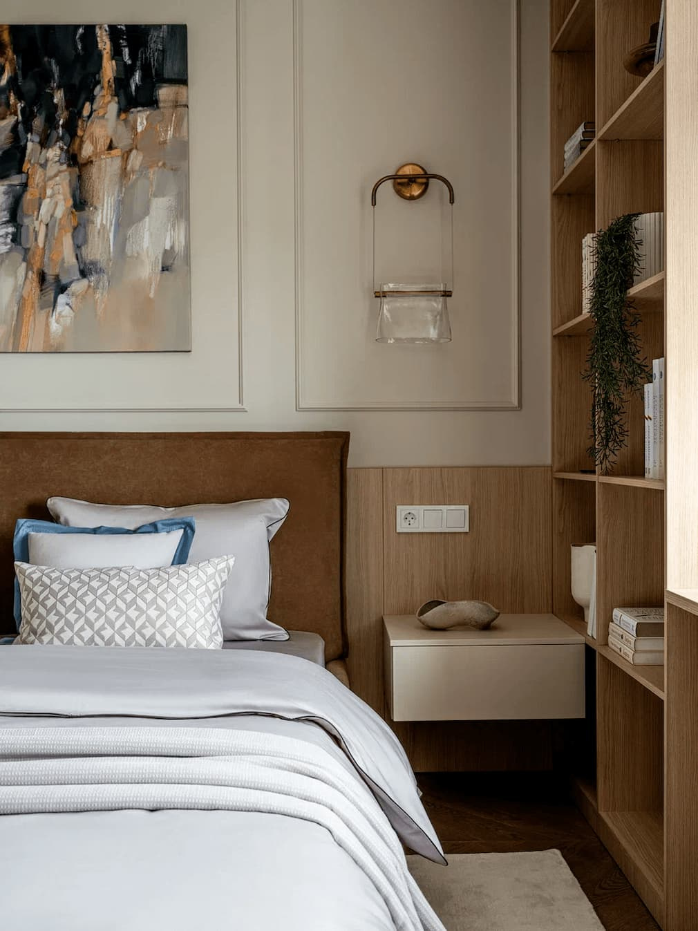 КВАРТИРА ДЛЯ БОЛЬШОЙ СЕМЬИ НА МОСФИЛЬМОВСКОЙ