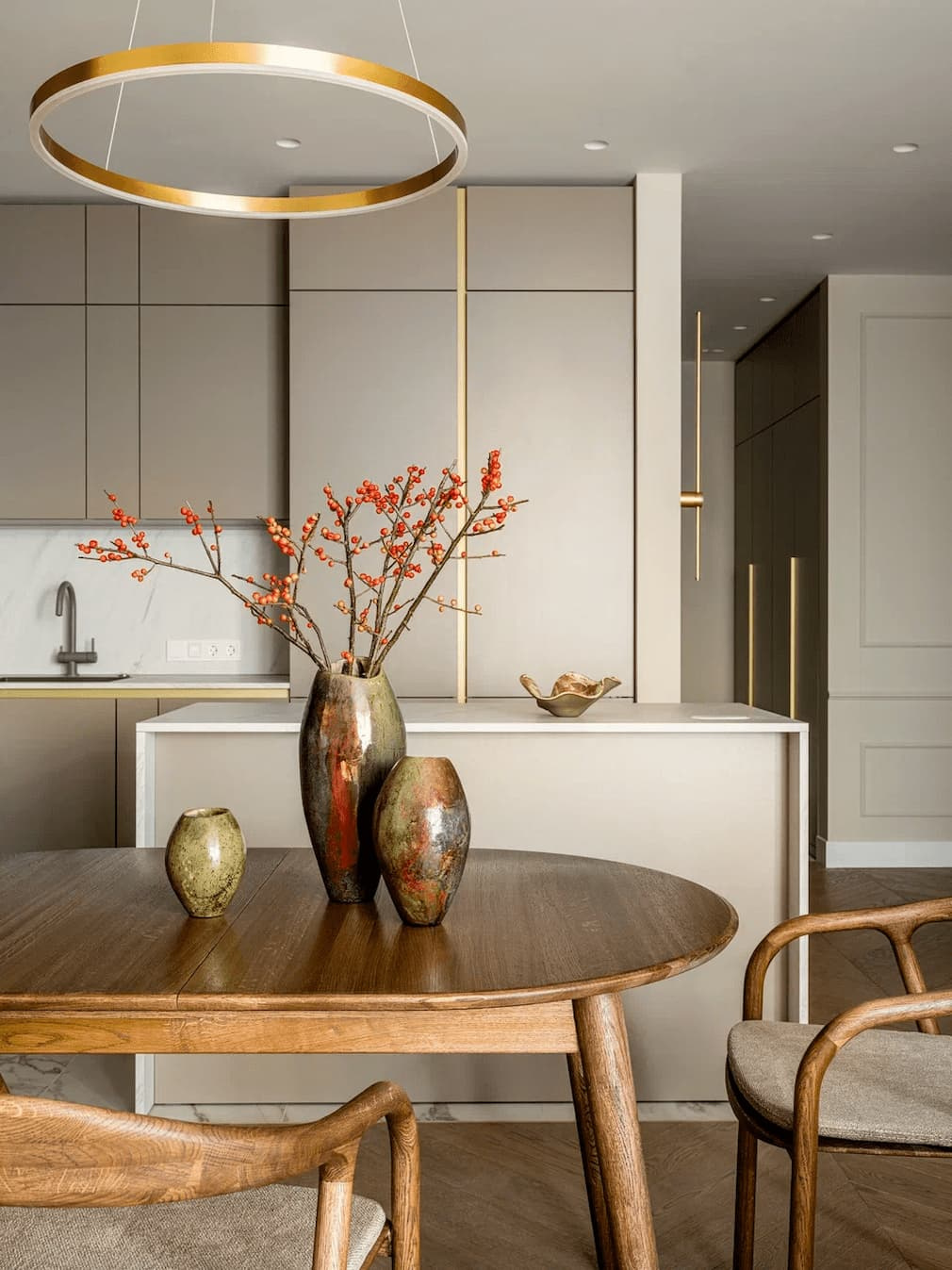 КВАРТИРА ДЛЯ БОЛЬШОЙ СЕМЬИ НА МОСФИЛЬМОВСКОЙ