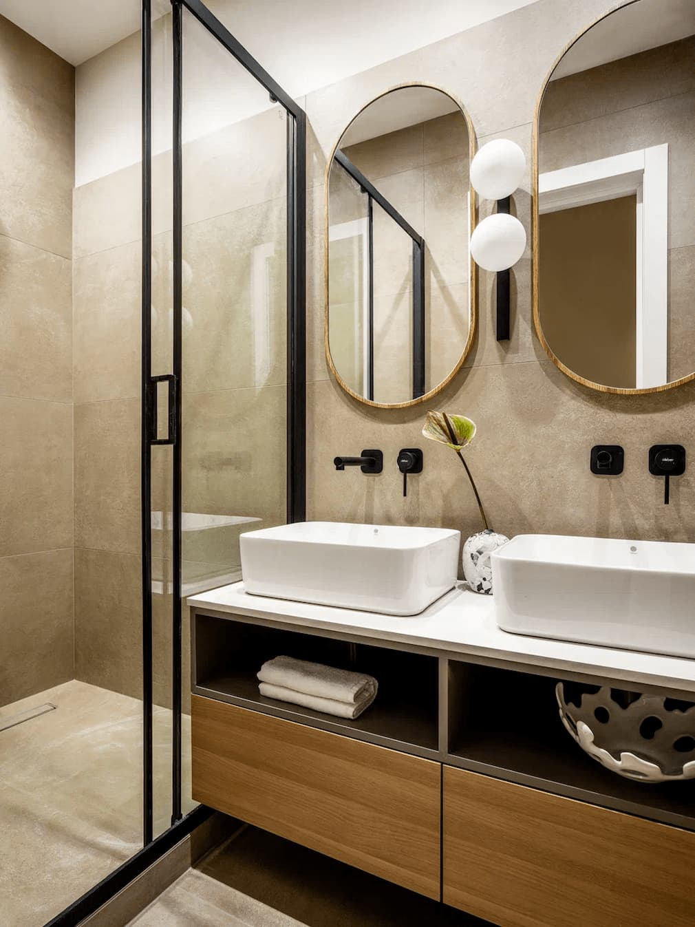 КВАРТИРА ДЛЯ БОЛЬШОЙ СЕМЬИ НА МОСФИЛЬМОВСКОЙ