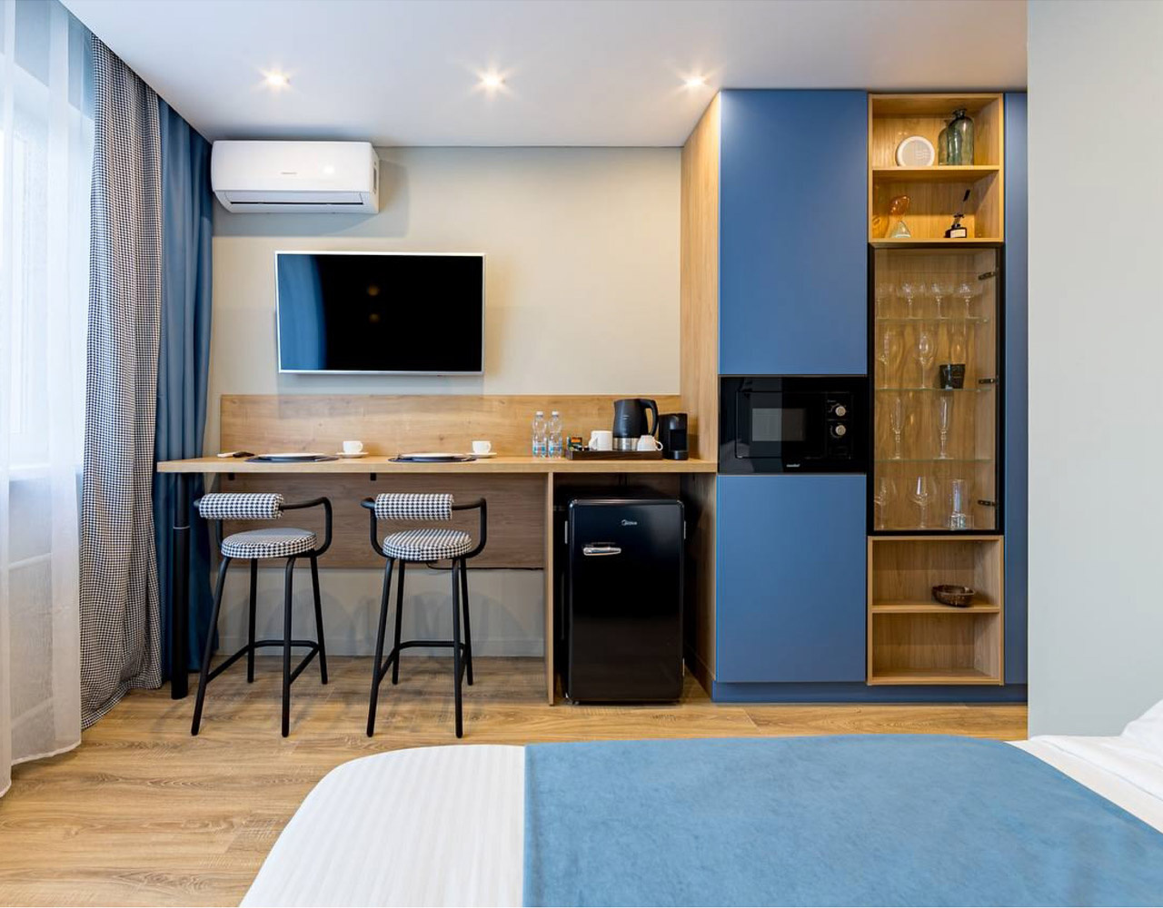 Обложка проекта: Уютный номер отель Салют 2024