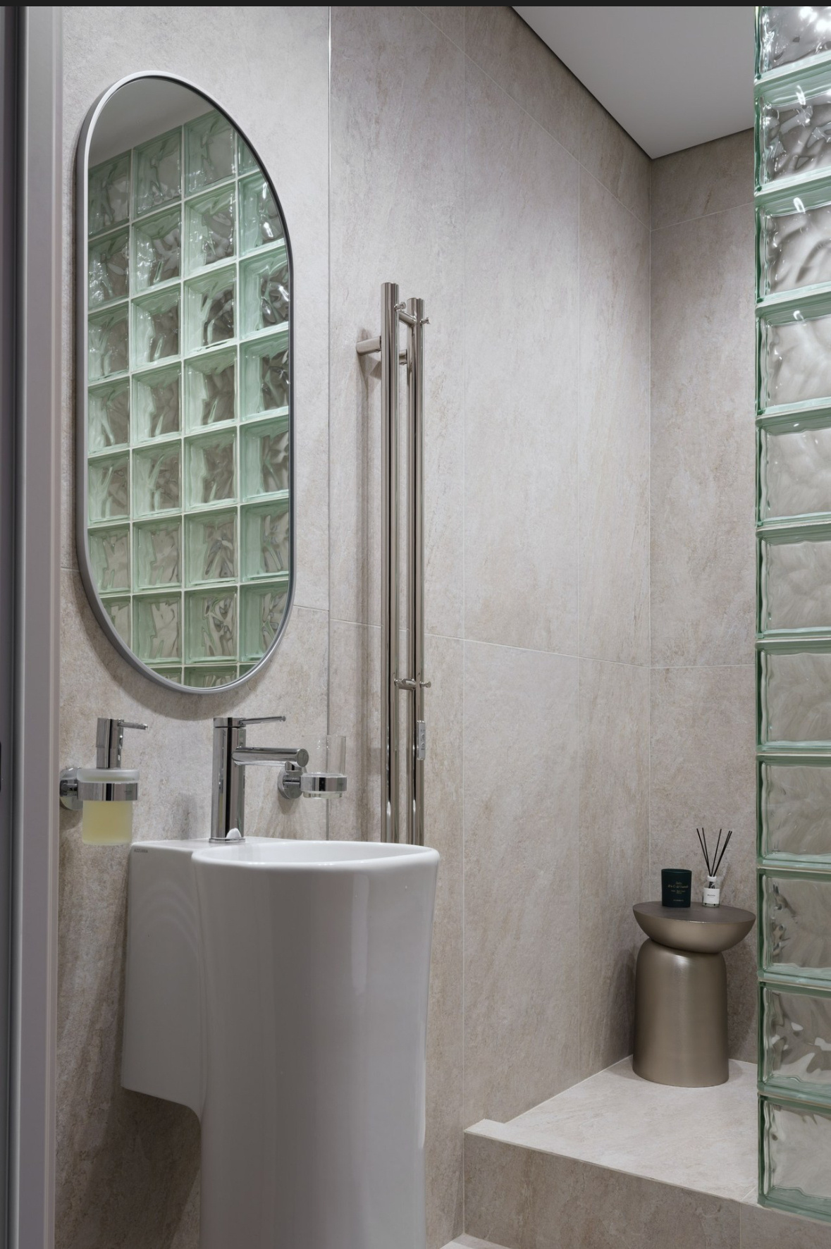 Интерьер в стиле мягкого минимализма «Архитектура тишины»